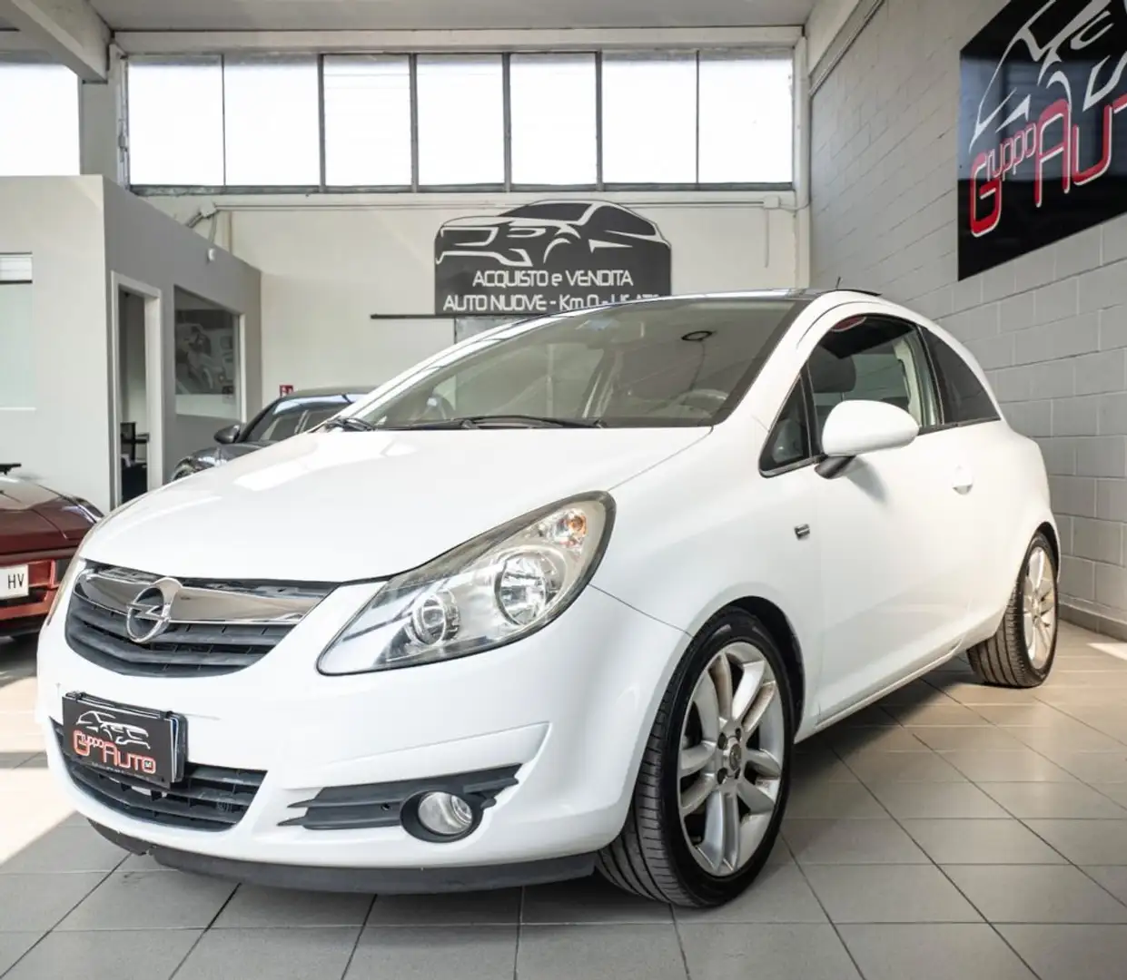 Opel Corsa 1.2 3p. Easytronic Sport *NEOPATENTATI*TETTO* Bianco - 1