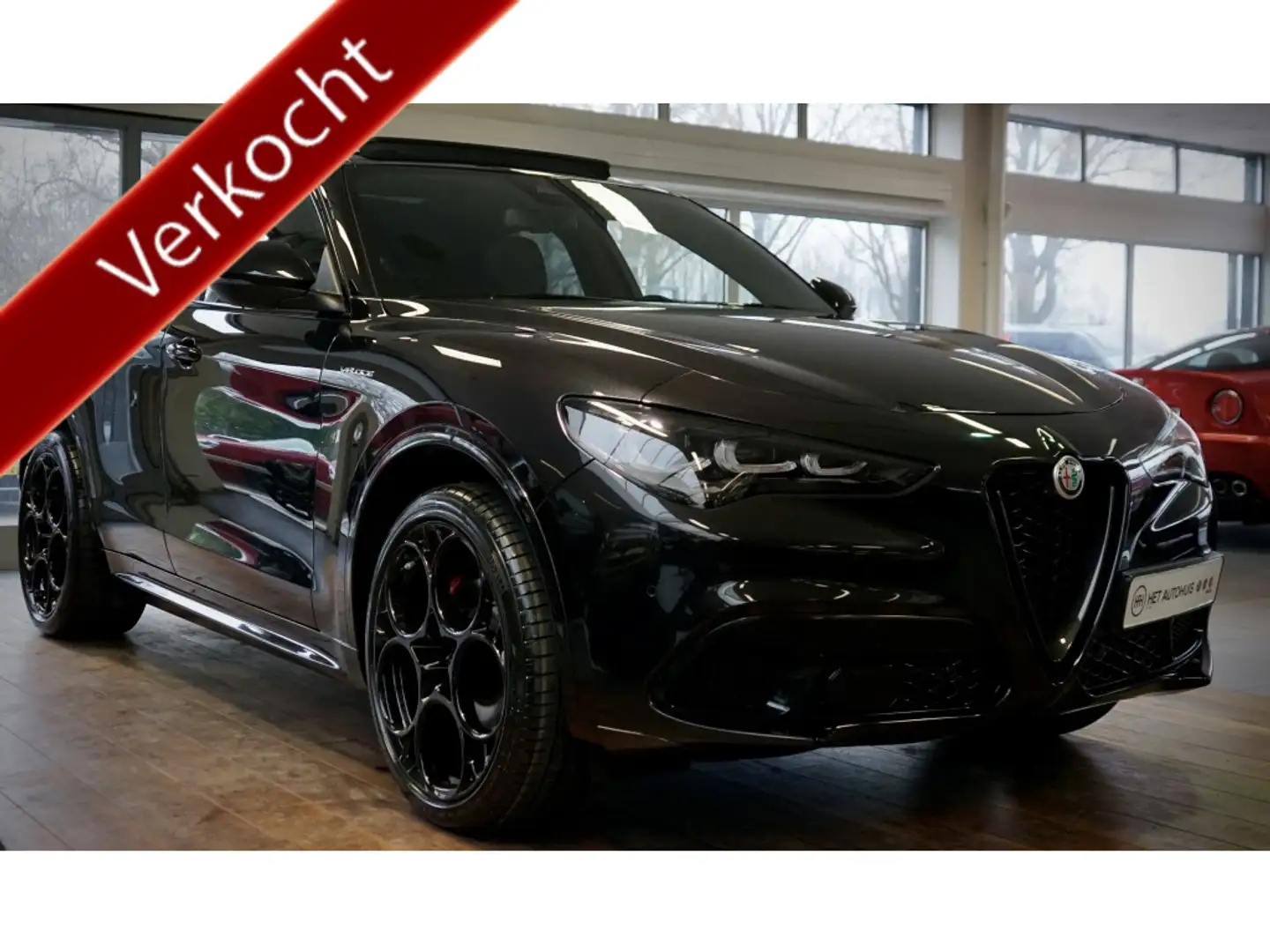 Alfa Romeo Stelvio 2.0 T GME AWD Veloce | 21 inch | | panoramadak | | Zwart - 1