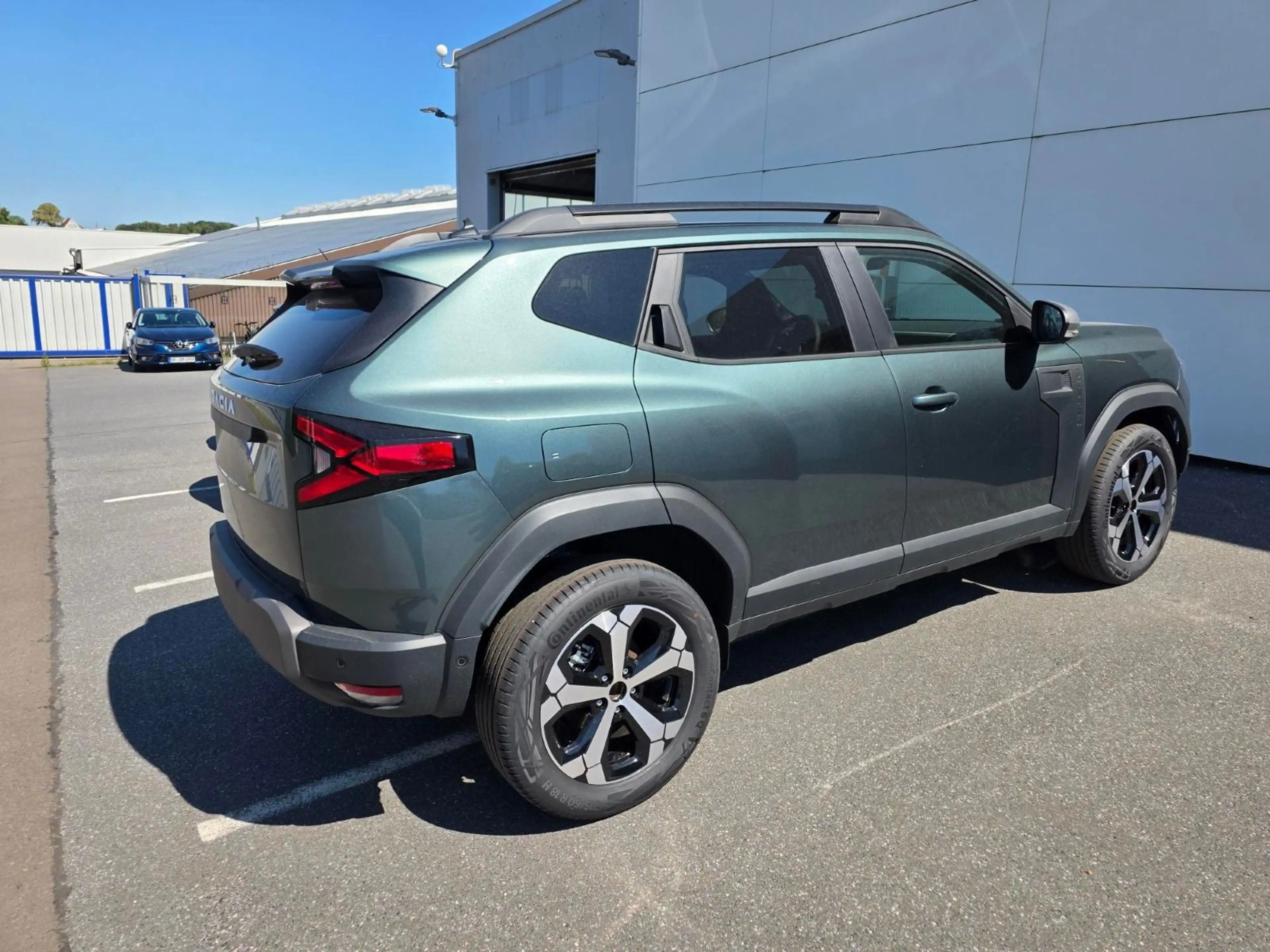 Dacia Duster Jourey Eco-G 120*City+Winter-Plus-Paket* — photo 3