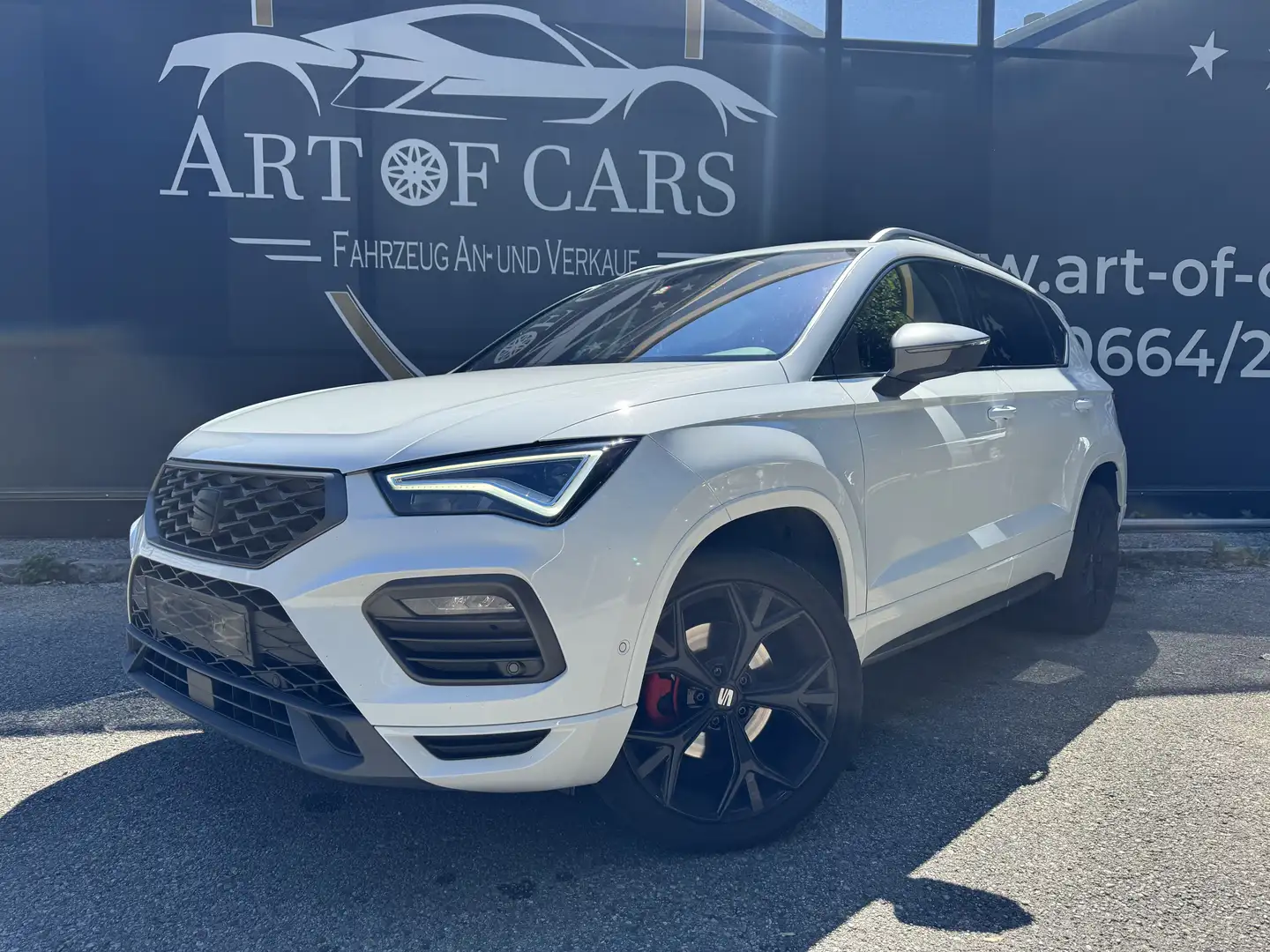 SEAT Ateca FR/Panorama/LED/Kamera/SHZ/Ab 195 Euro im Monat Weiß - 1