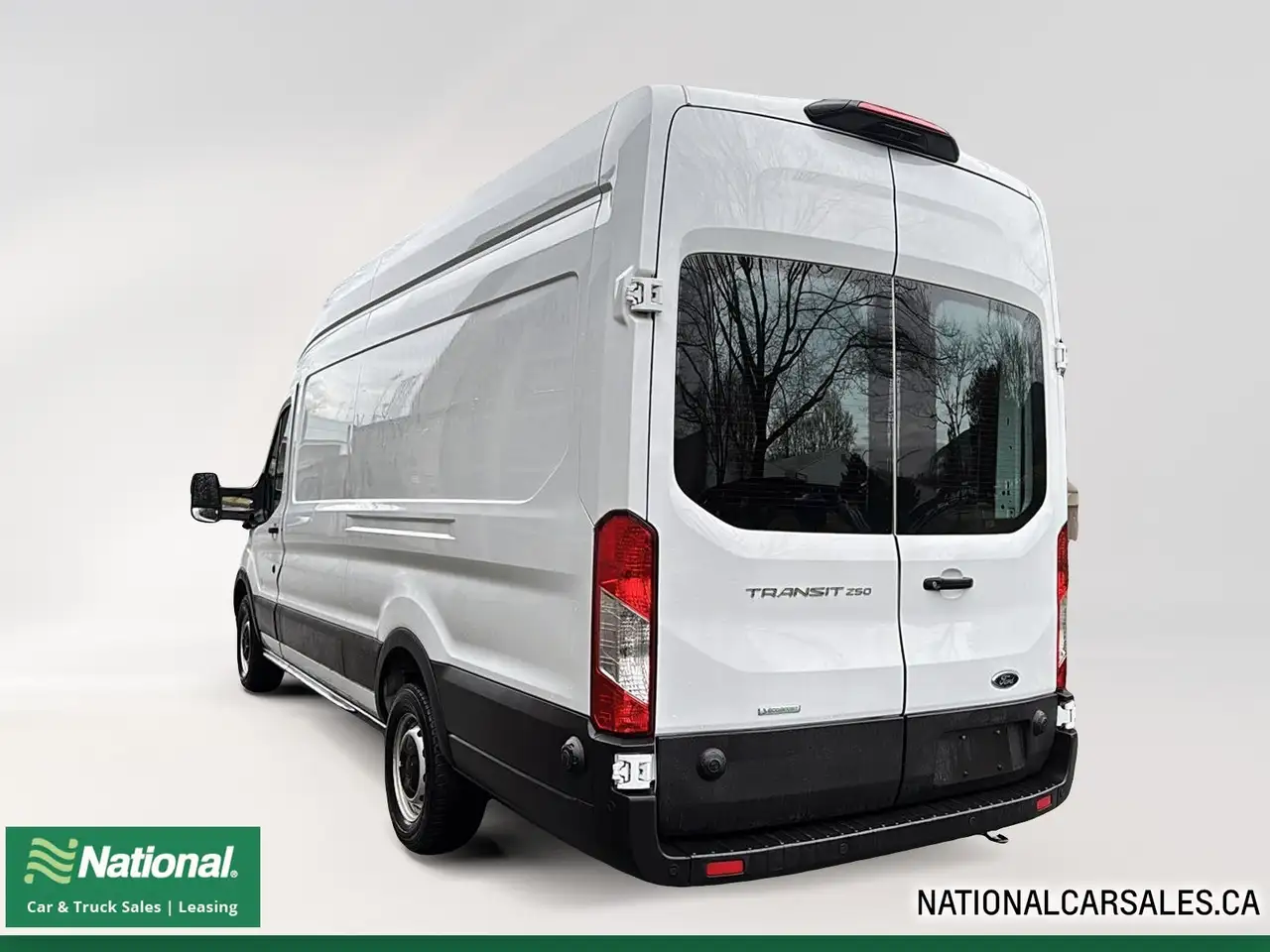 Ford Transit Cargo Van снимка Ford Transit Cargo Van