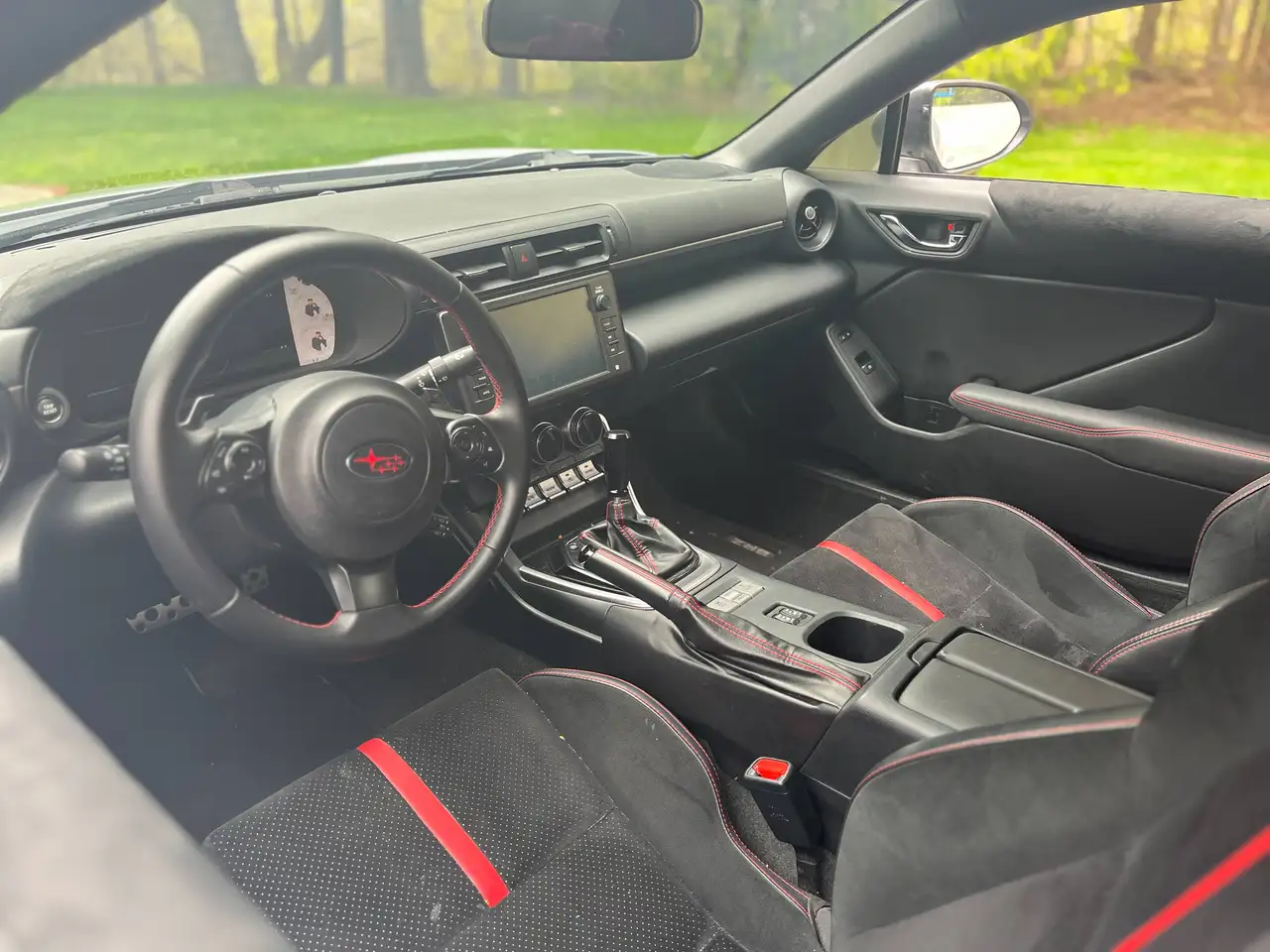 Subaru BRZ снимка Subaru BRZ