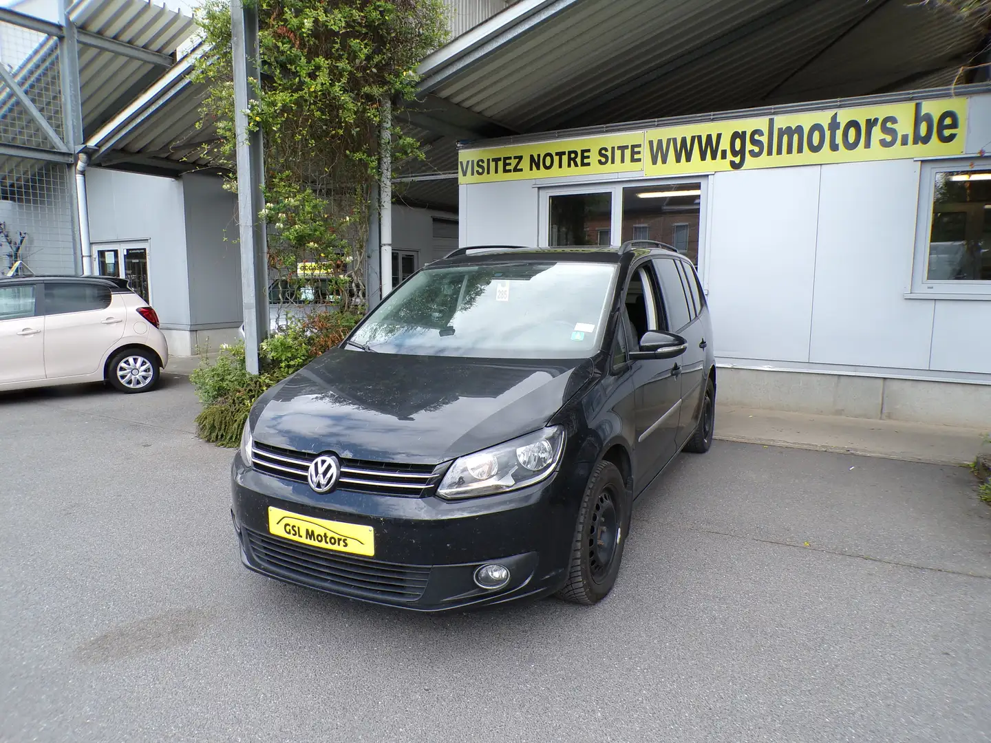 Volkswagen Touran 1.6 CR TDi 105cv 7 places noir 03/15 Airco GPS USB Noir - 1