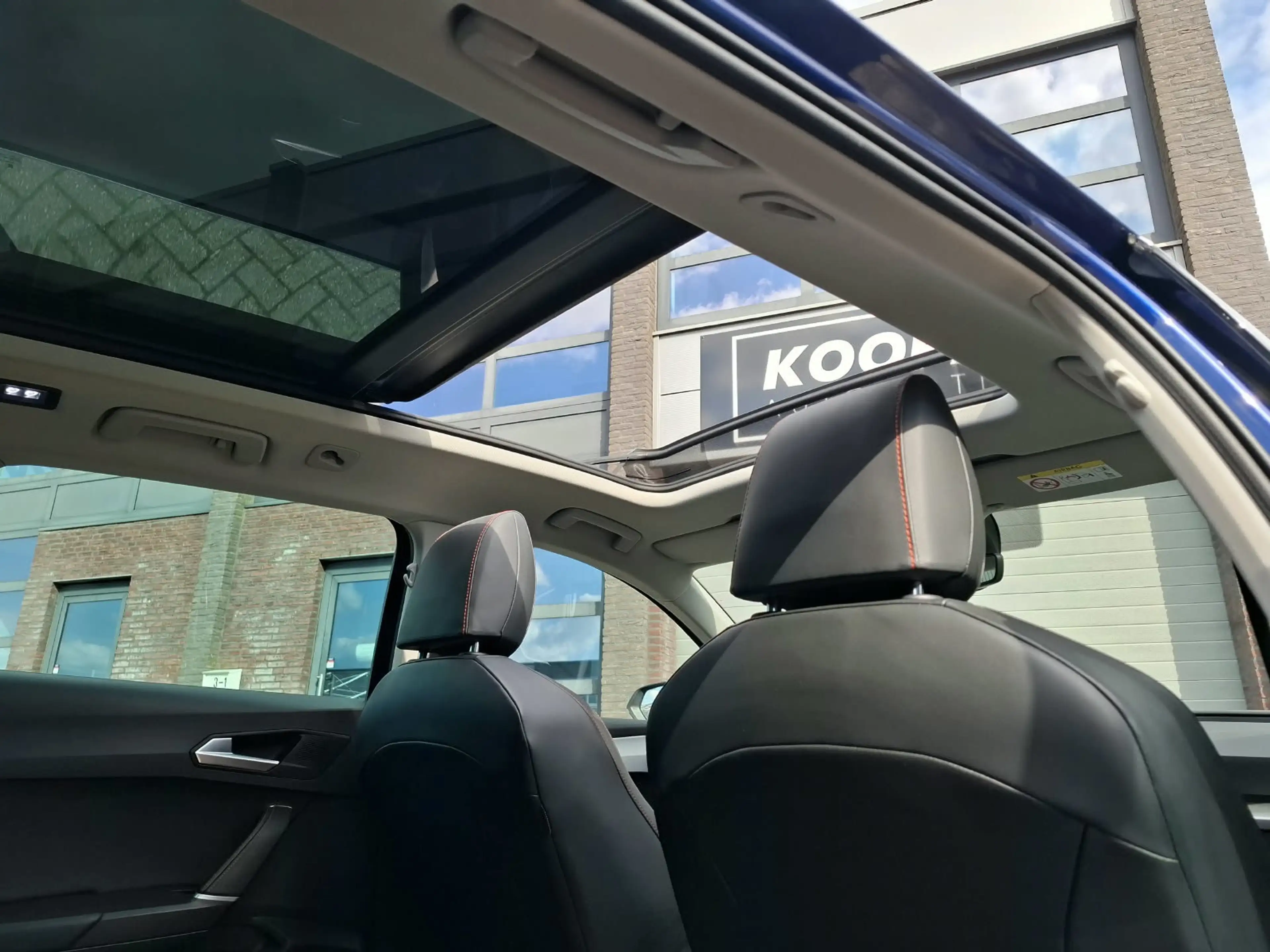 SEAT Leon e-Hybrid SPORTSTOURER 1.4 TSI eHybrid PHEV FR | Pano | ACC — photo 18