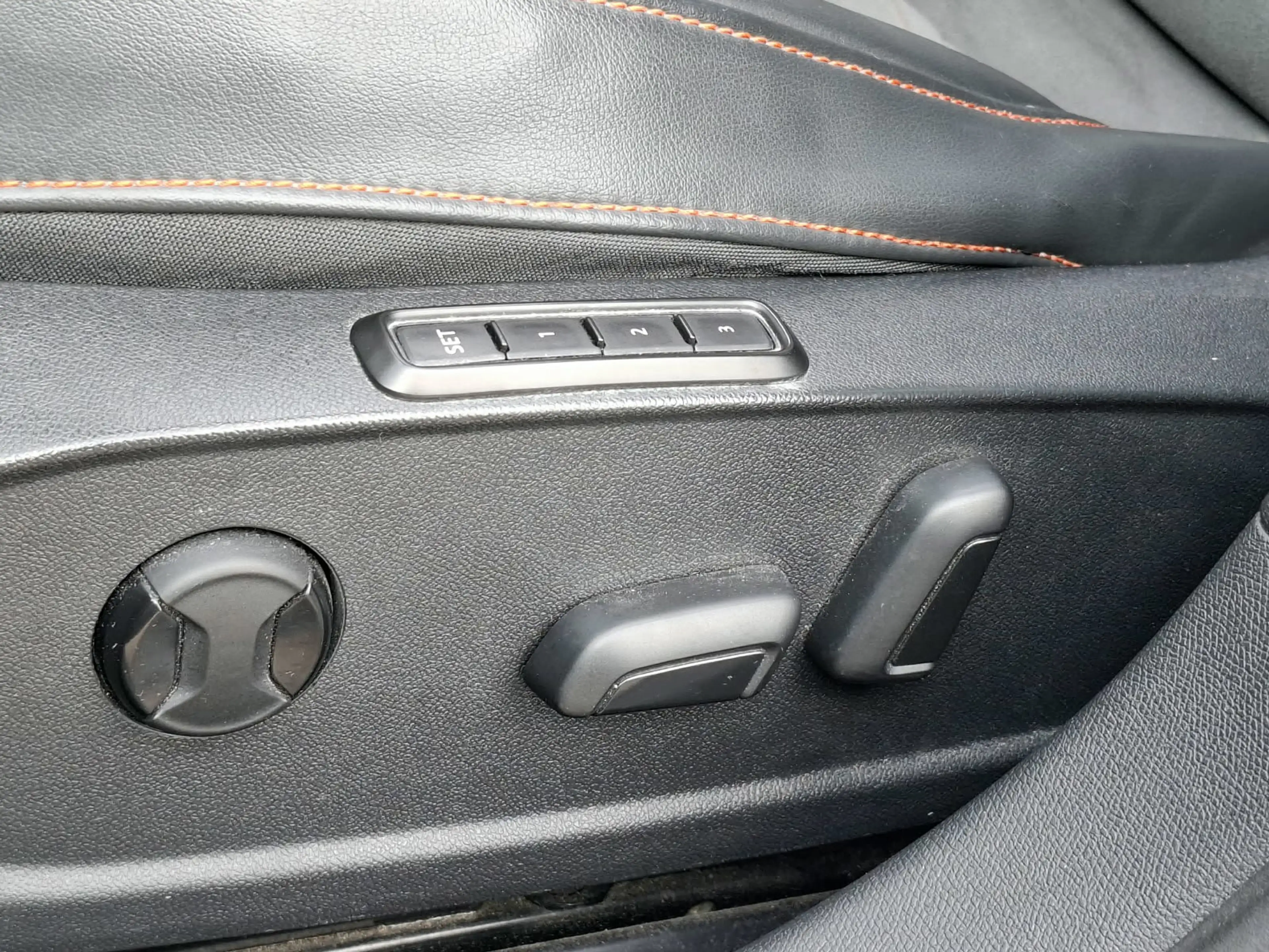 SEAT Leon e-Hybrid SPORTSTOURER 1.4 TSI eHybrid PHEV FR | Pano | ACC — photo 34