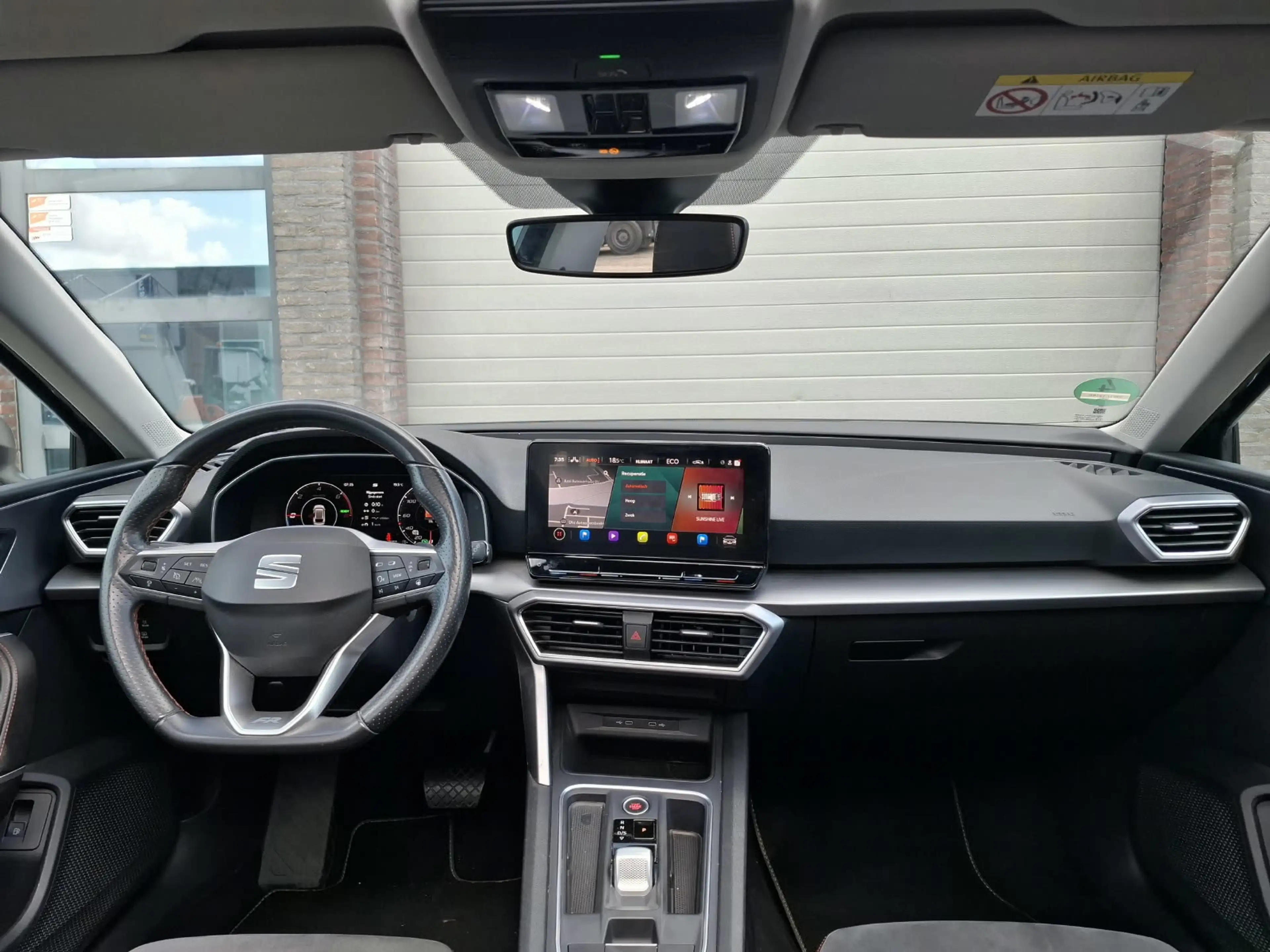 SEAT Leon e-Hybrid SPORTSTOURER 1.4 TSI eHybrid PHEV FR | Pano | ACC — photo 15
