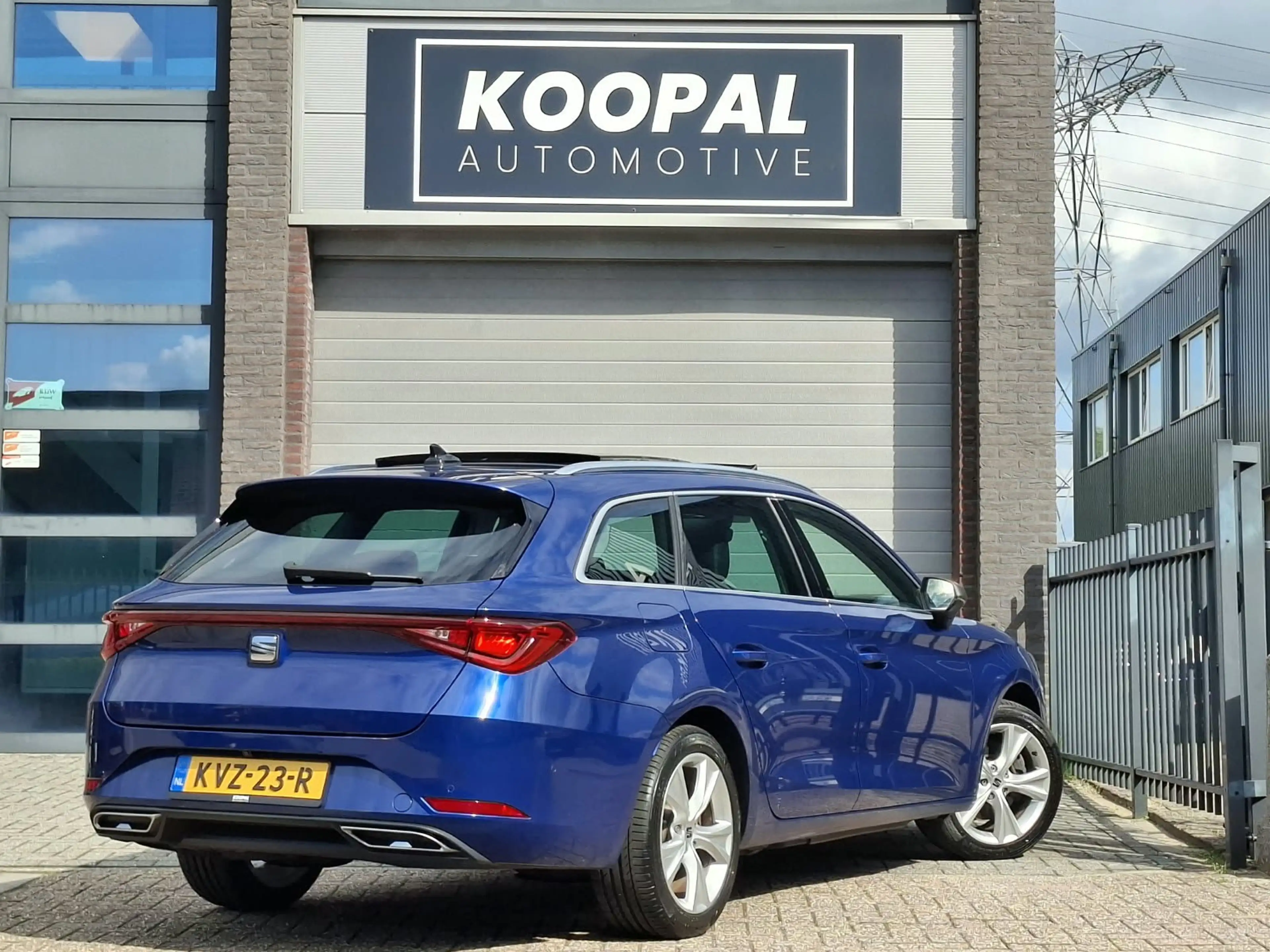 SEAT Leon e-Hybrid SPORTSTOURER 1.4 TSI eHybrid PHEV FR | Pano | ACC — photo 3