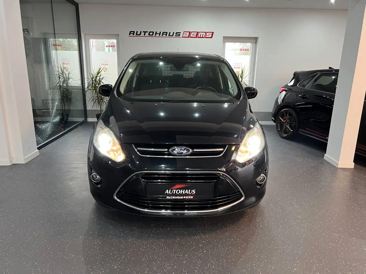 Ford C-Max C-MAX Titanium*NAVI*LED*R-KAM* Schwarz - 1