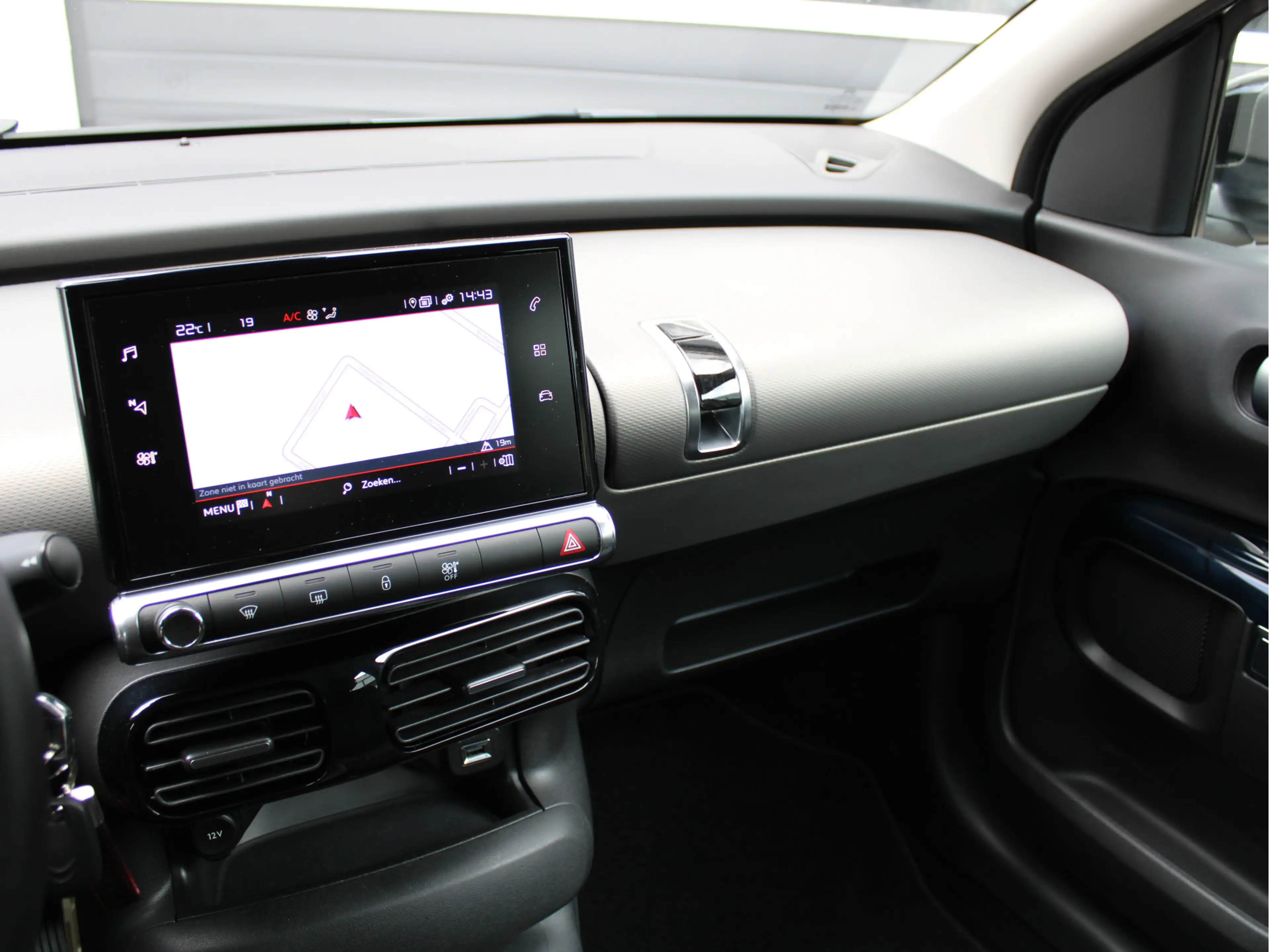 Citroen C4 Cactus 1.2 Puretech 110PK Business /NAVI/PDC/Cruise/LED/A — photo 9