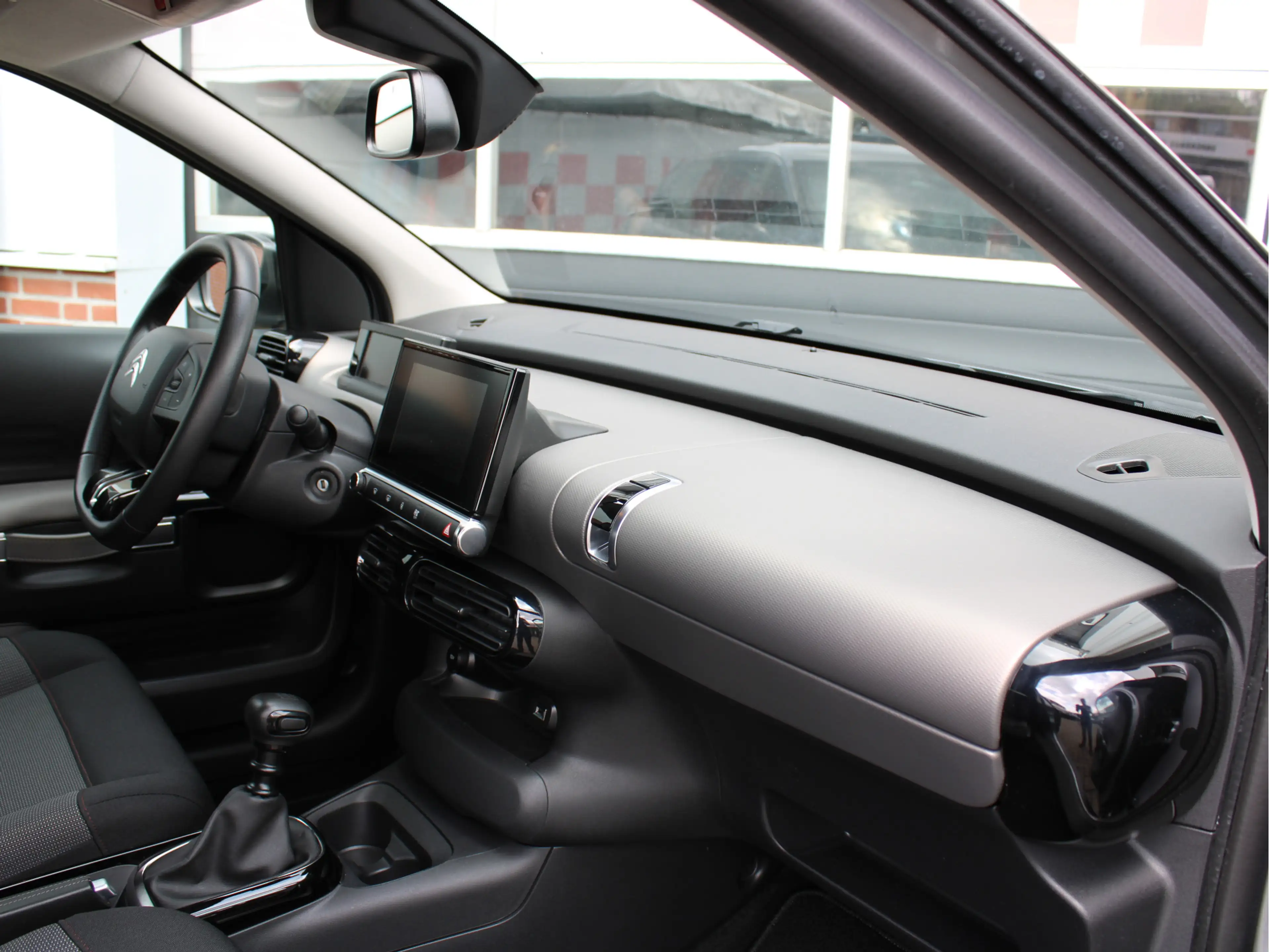 Citroen C4 Cactus 1.2 Puretech 110PK Business /NAVI/PDC/Cruise/LED/A — photo 29