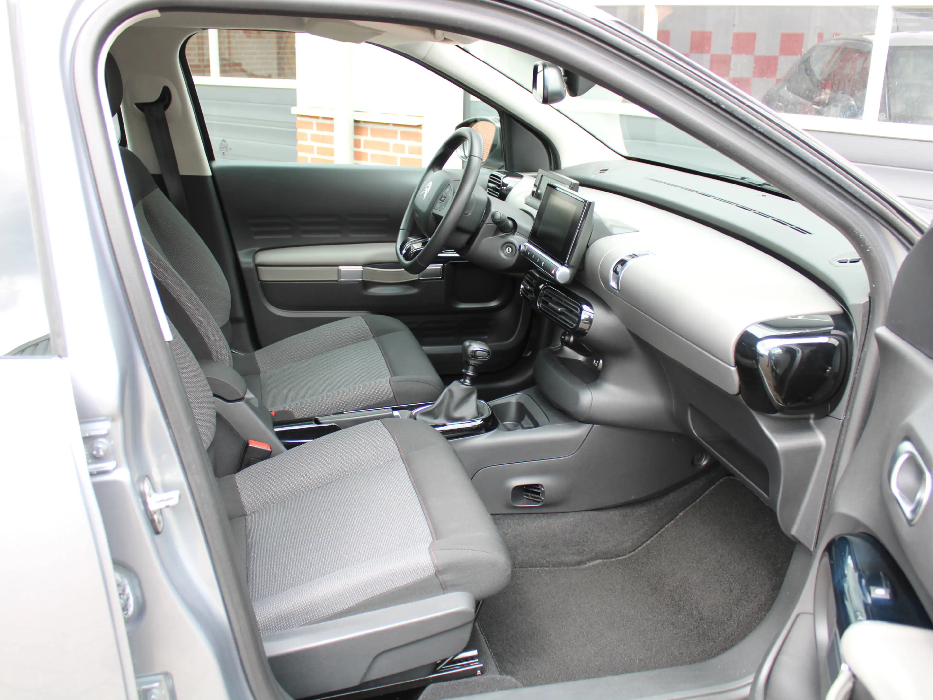 Citroen C4 Cactus 1.2 Puretech 110PK Business /NAVI/PDC/Cruise/LED/A — photo 27