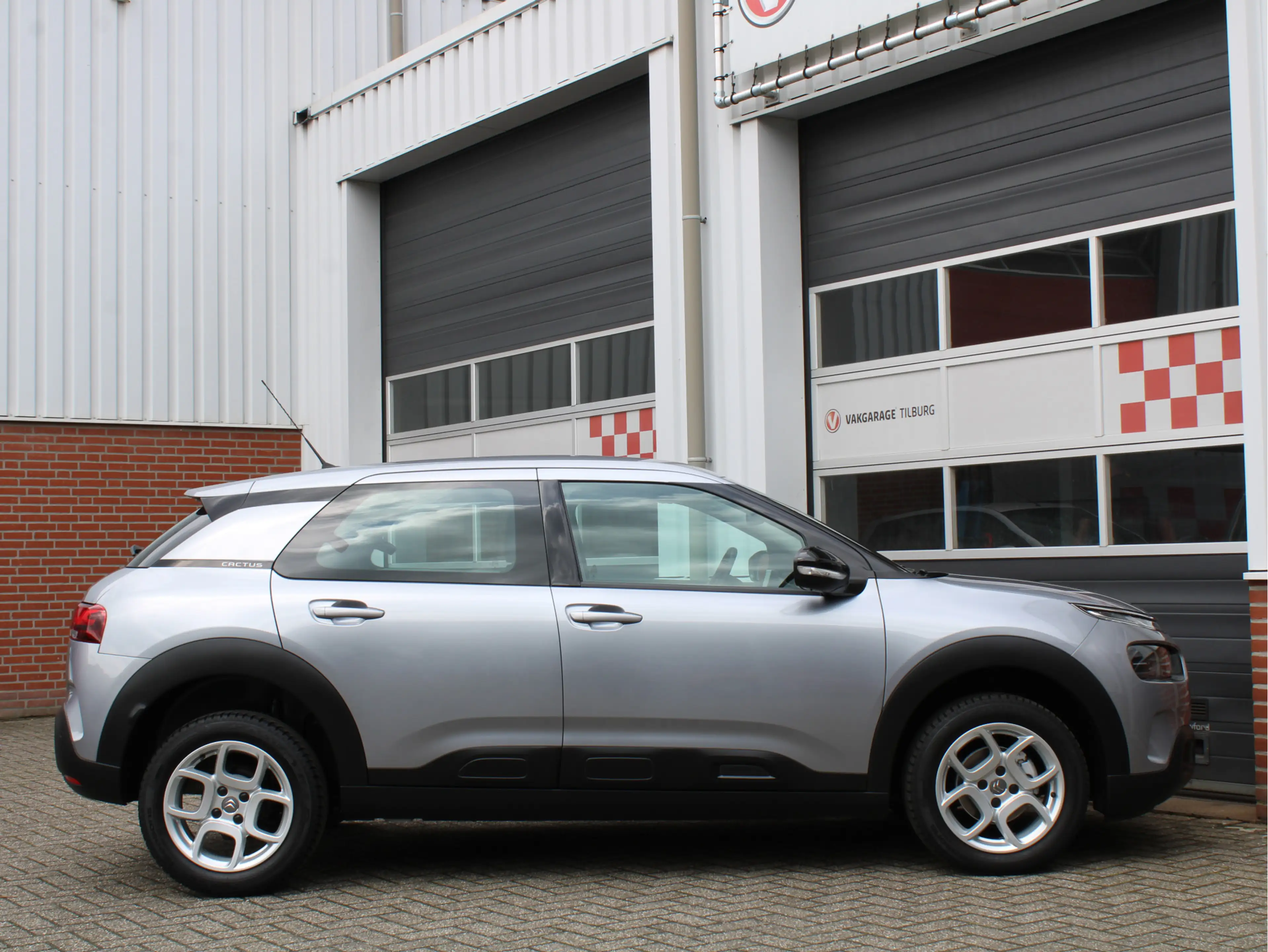 Citroen C4 Cactus 1.2 Puretech 110PK Business /NAVI/PDC/Cruise/LED/A — photo 38
