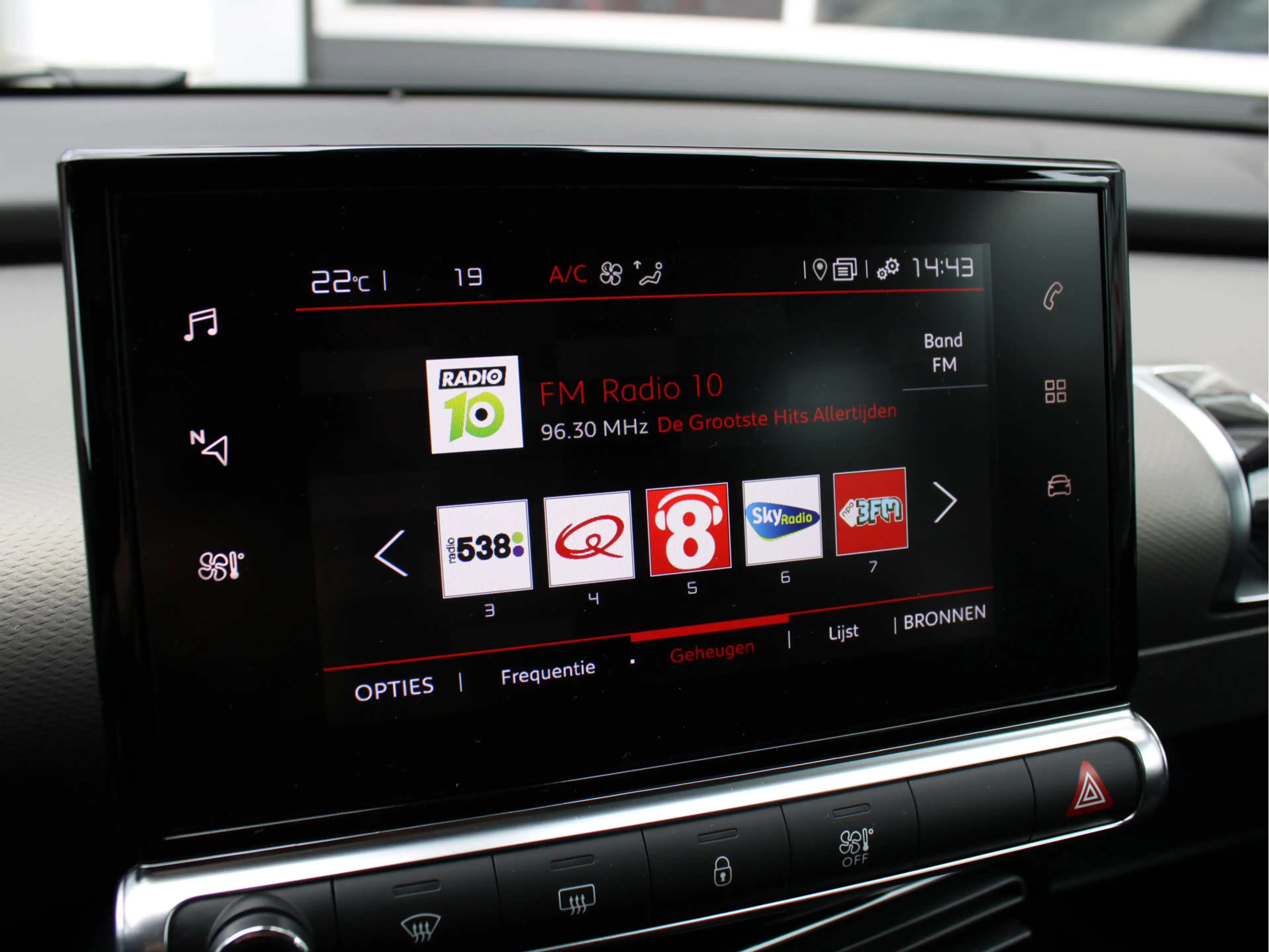Citroen C4 Cactus 1.2 Puretech 110PK Business /NAVI/PDC/Cruise/LED/A — photo 12