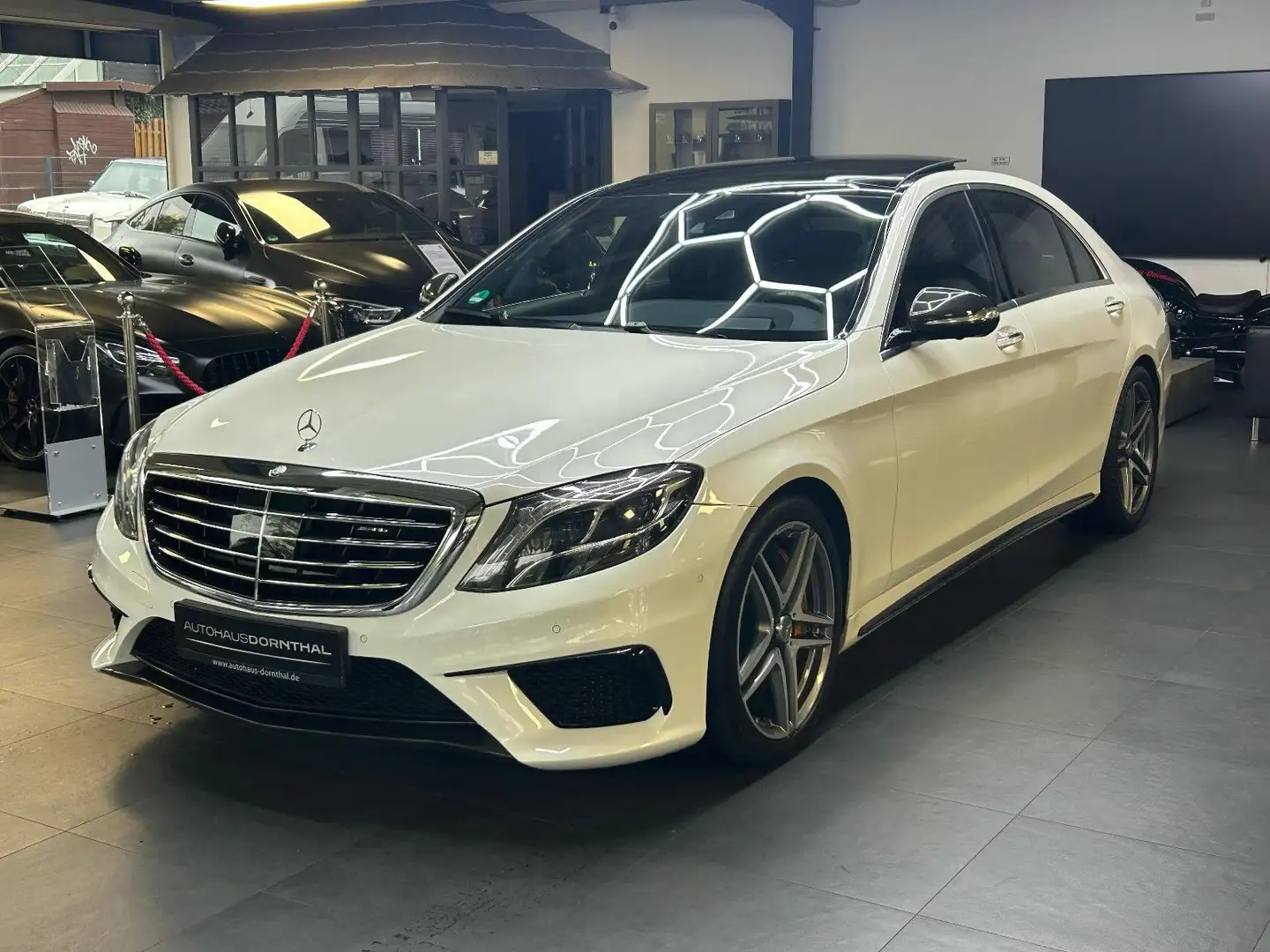 Mercedes-Benz S 63 AMG 4Matic L/PANO/BURMESTER/KERAMIK/HUD Blanc - 1