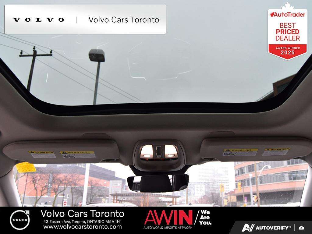 2025 Volvo XC90 B6 AWD Ultra Bright Theme 7-Seater thumb 27
