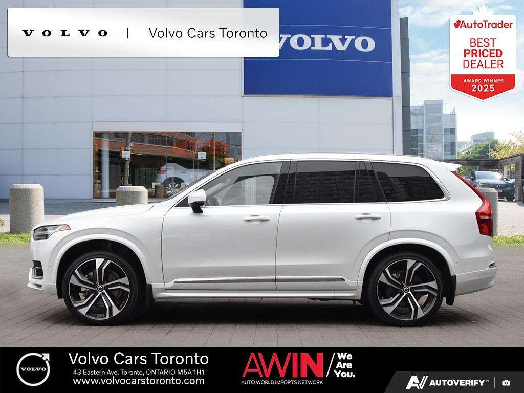 2025 Volvo XC90 B6 AWD Ultra Bright Theme 7-Seater alt 3