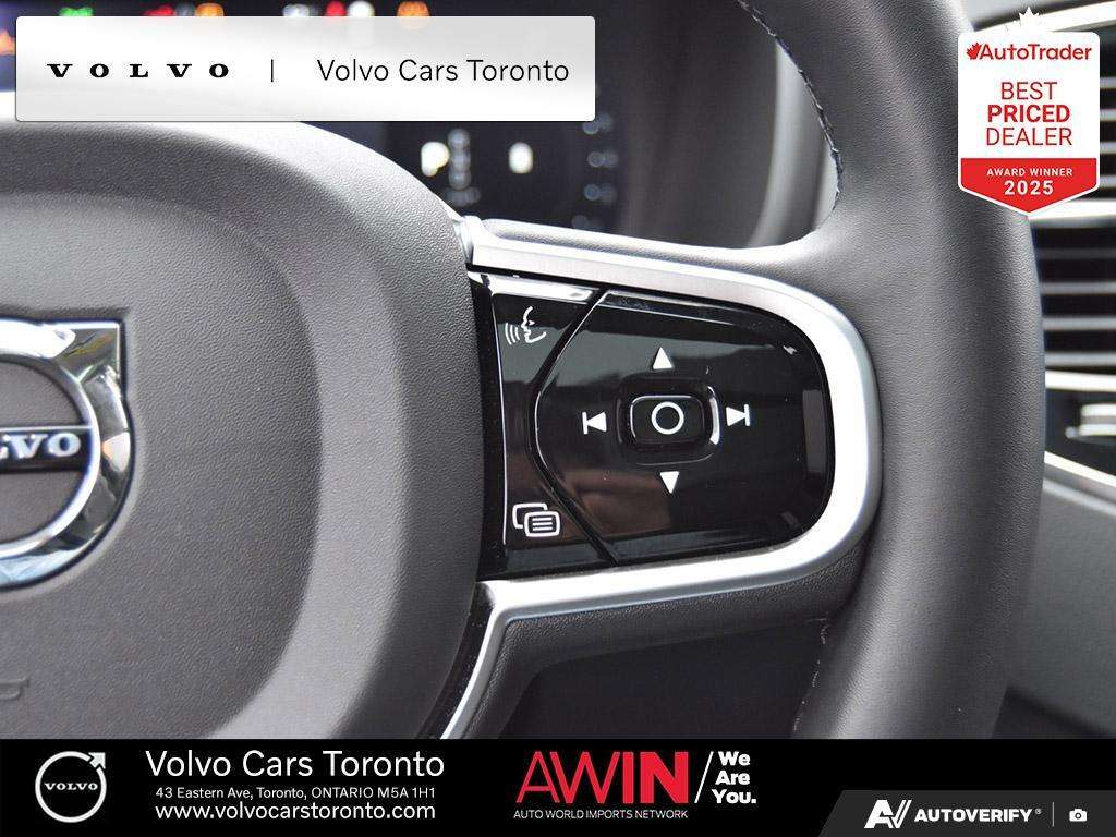 2025 Volvo XC90 B6 AWD Ultra Bright Theme 7-Seater thumb 18