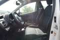 Toyota Yaris Young 1,0 Weiß - thumbnail 15