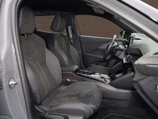 Peugeot 2008 view 10