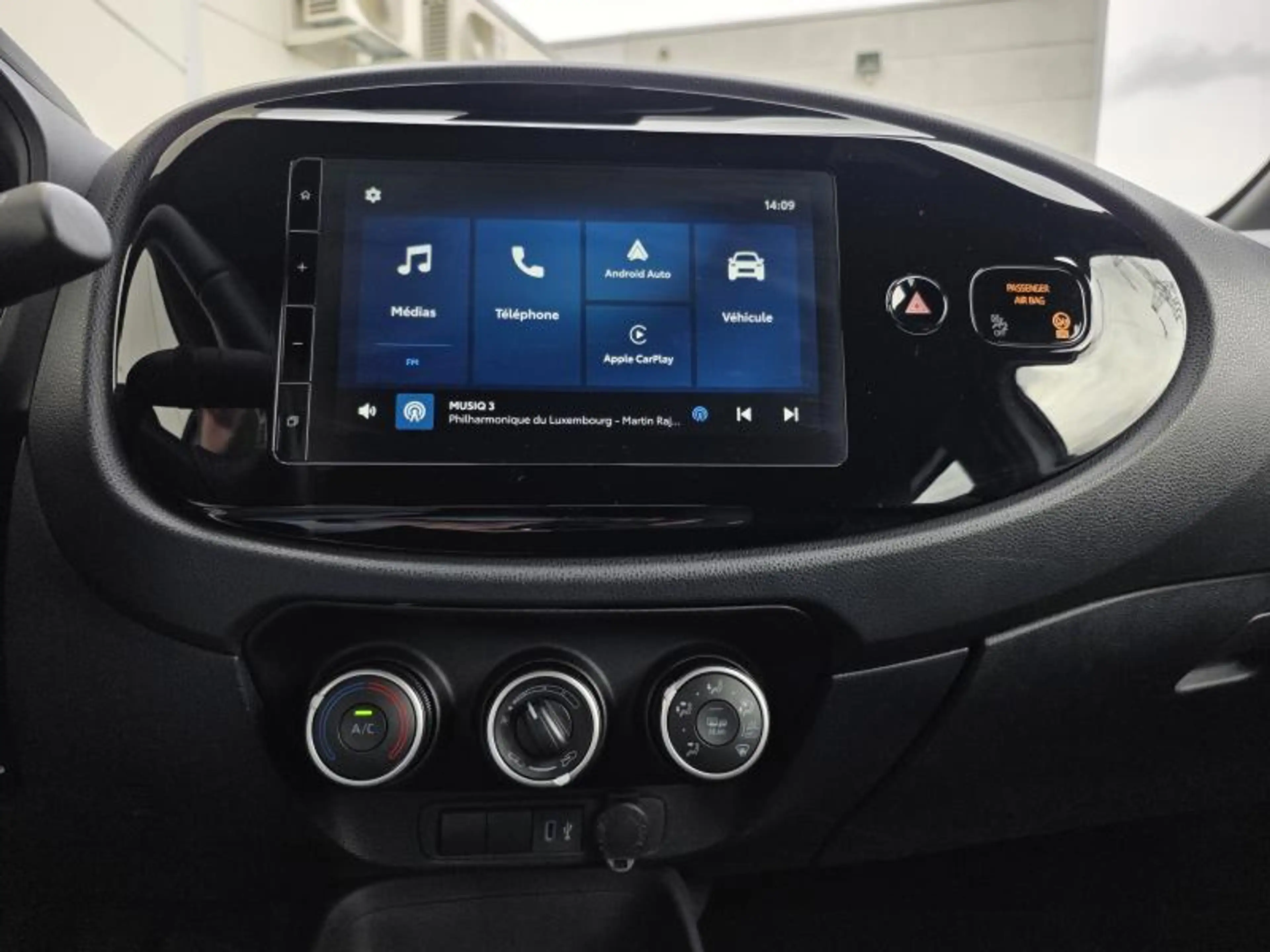Toyota Aygo X 1.0 VVT-i 72ch — photo 14