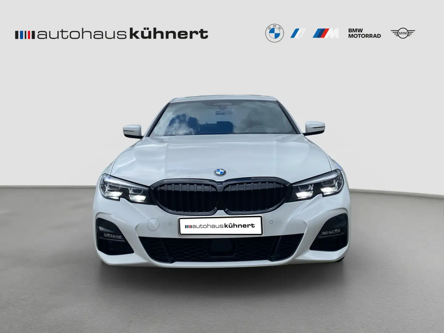 BMW 330 i xDrive Limousine ///M-Sport ACC SD SpurAss Sthzg White - 2