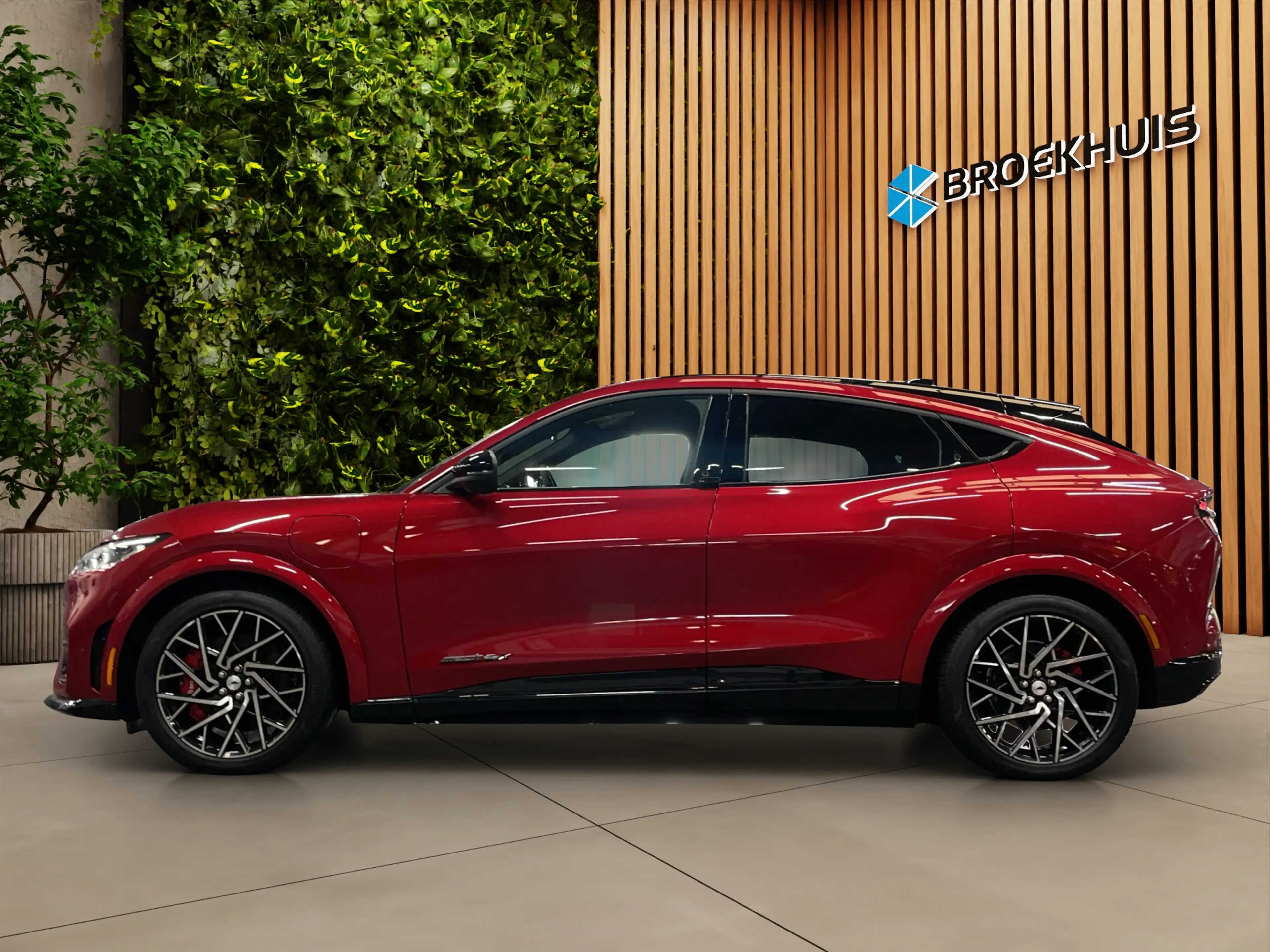 Ford Mustang Mach-E GT Extended AWD 91 kWh 360 Camera | Adaptieve crui — photo 2