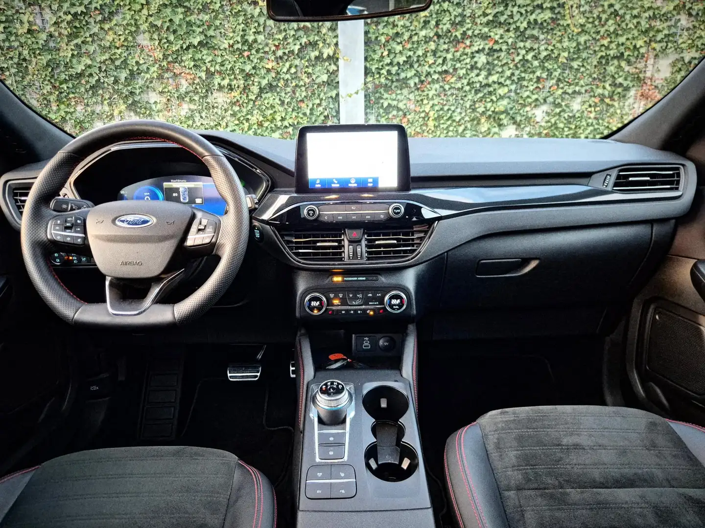 Ford Kuga Plug-In Hybrid ST-Line X Noir - 2