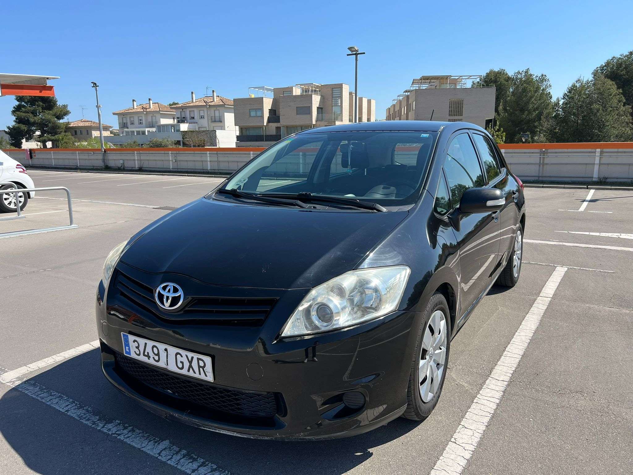 Toyota Auris Auris 1.4D-4D Active Active - foto 1