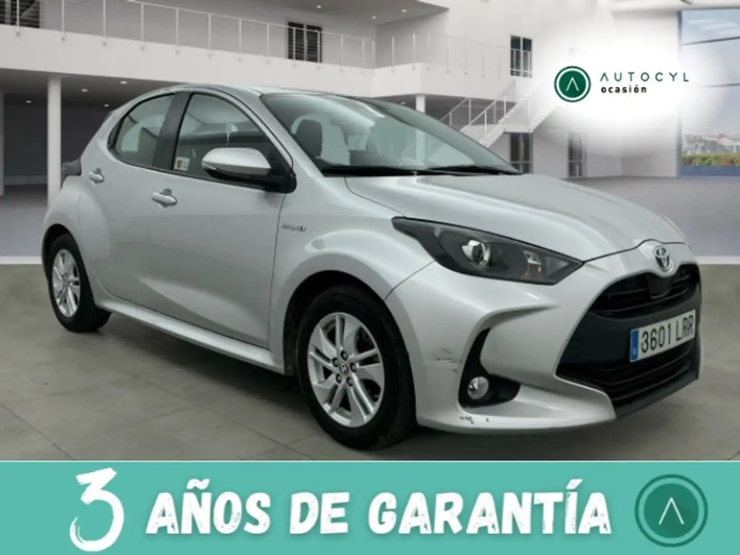 Toyota Yaris 120H 1.5 Business Plus Grau - 1