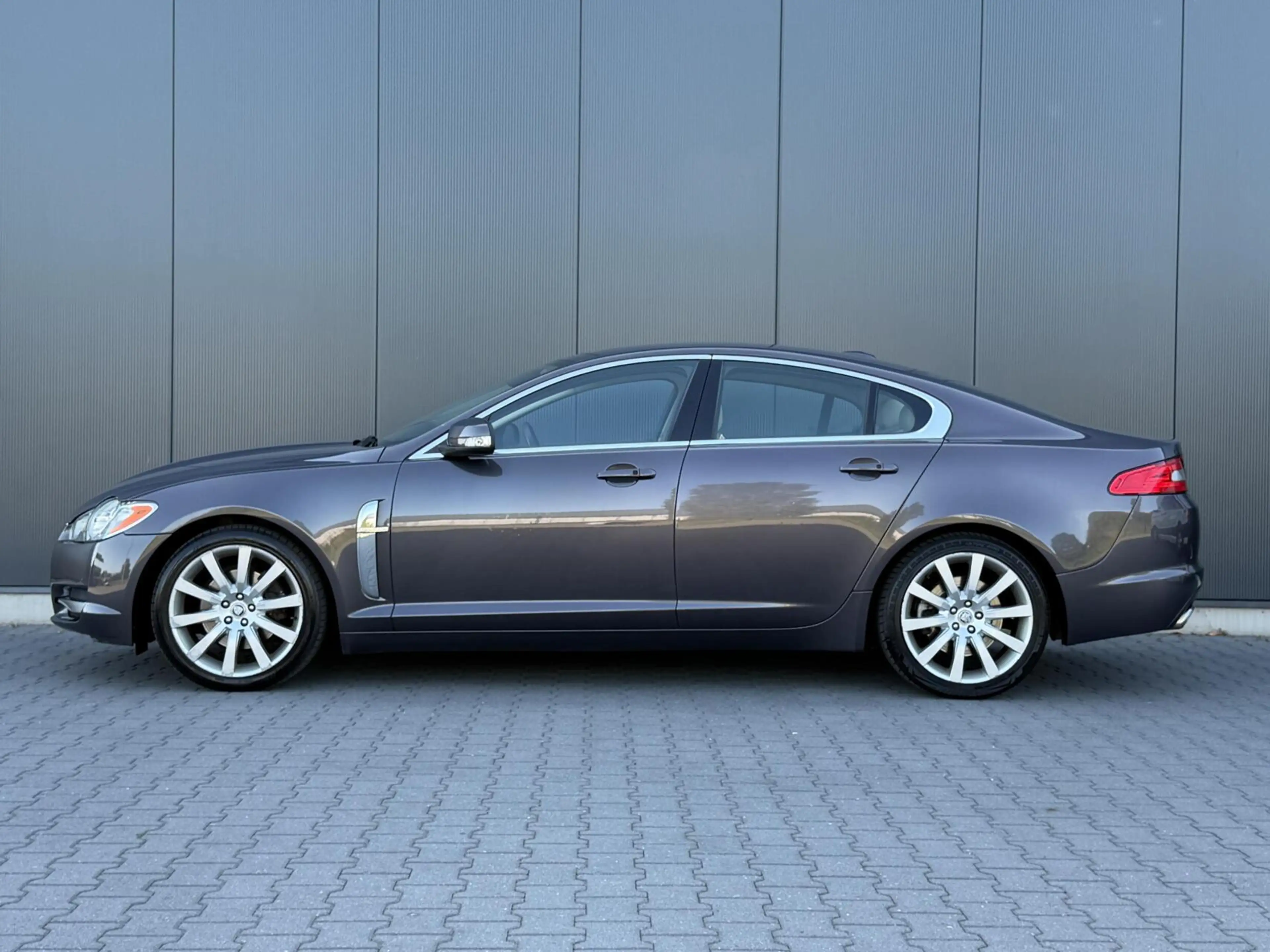 Jaguar XF 2.7D V6 Premium Luxury 1e Eigenaar - Leder - Camer — photo 9