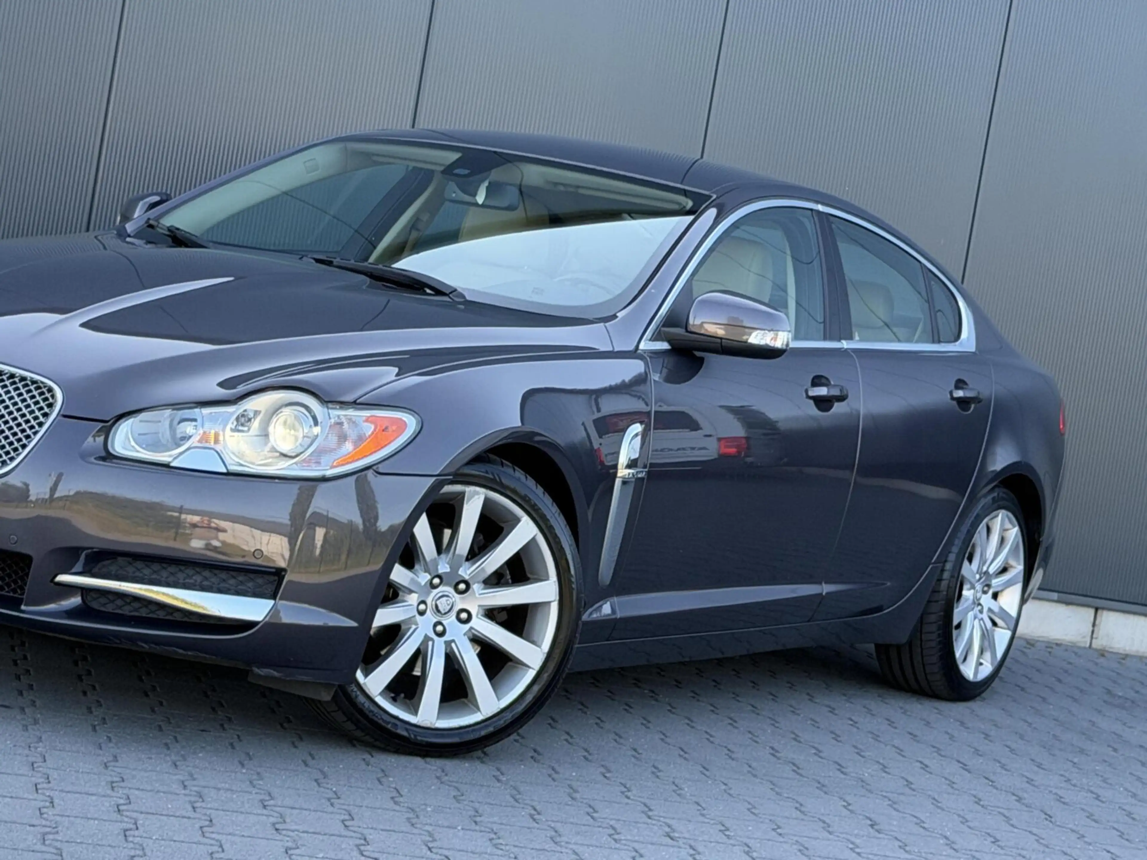 Jaguar XF 2.7D V6 Premium Luxury 1e Eigenaar - Leder - Camer — photo 6