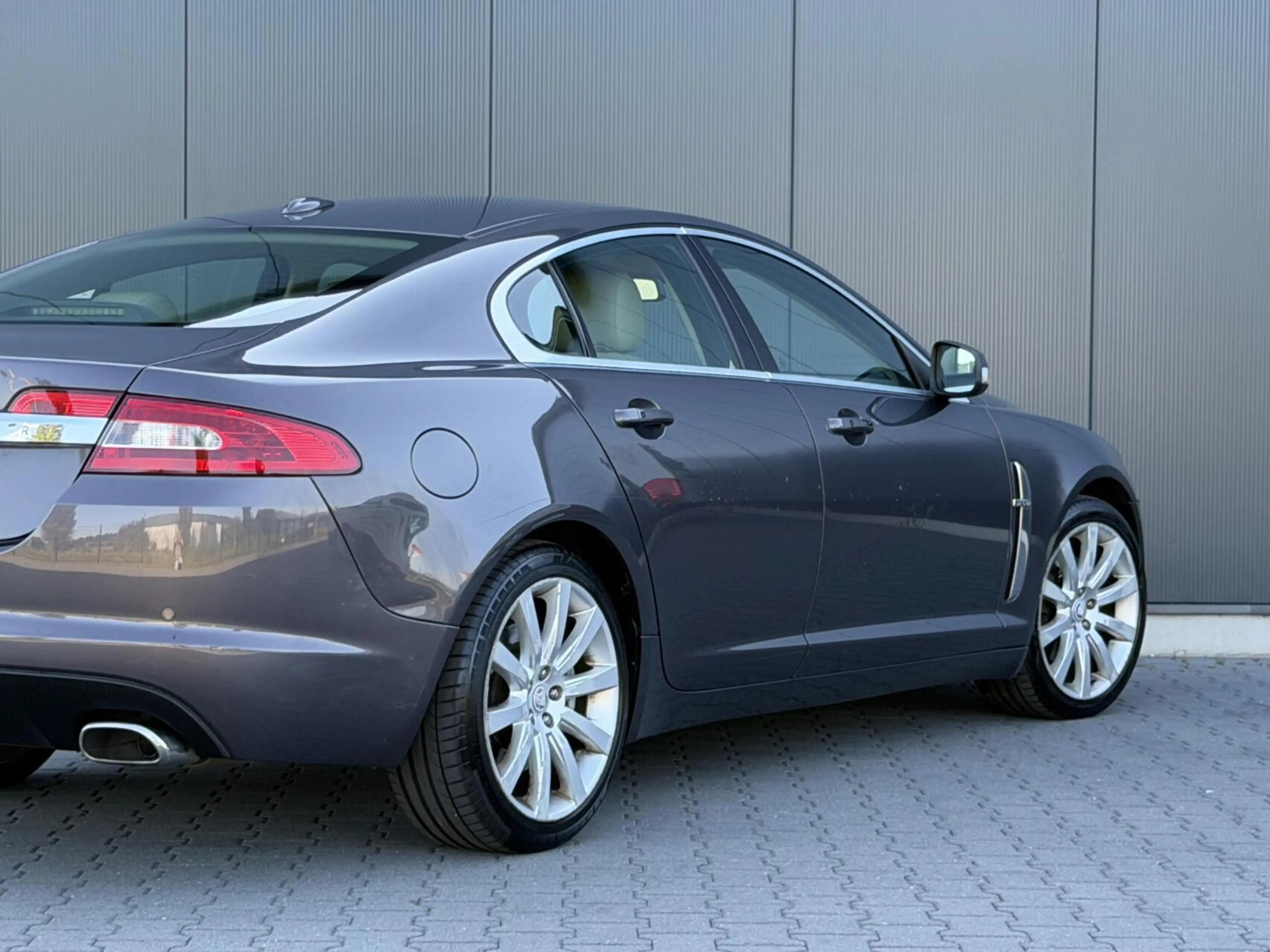 Jaguar XF 2.7D V6 Premium Luxury 1e Eigenaar - Leder - Camer — photo 5