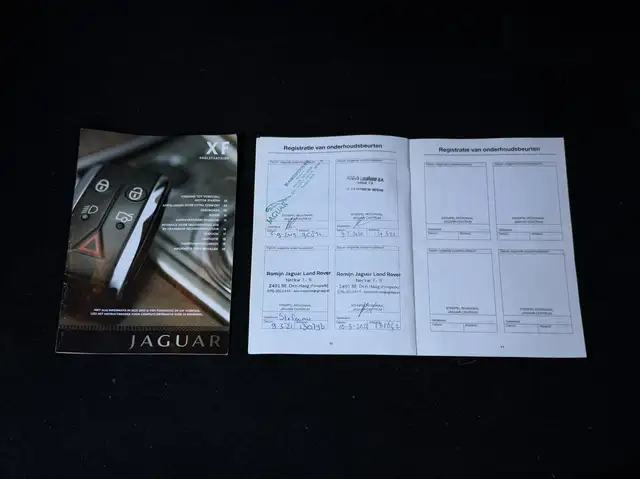 Jaguar XF view 24