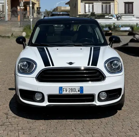MINI Cooper D Countryman