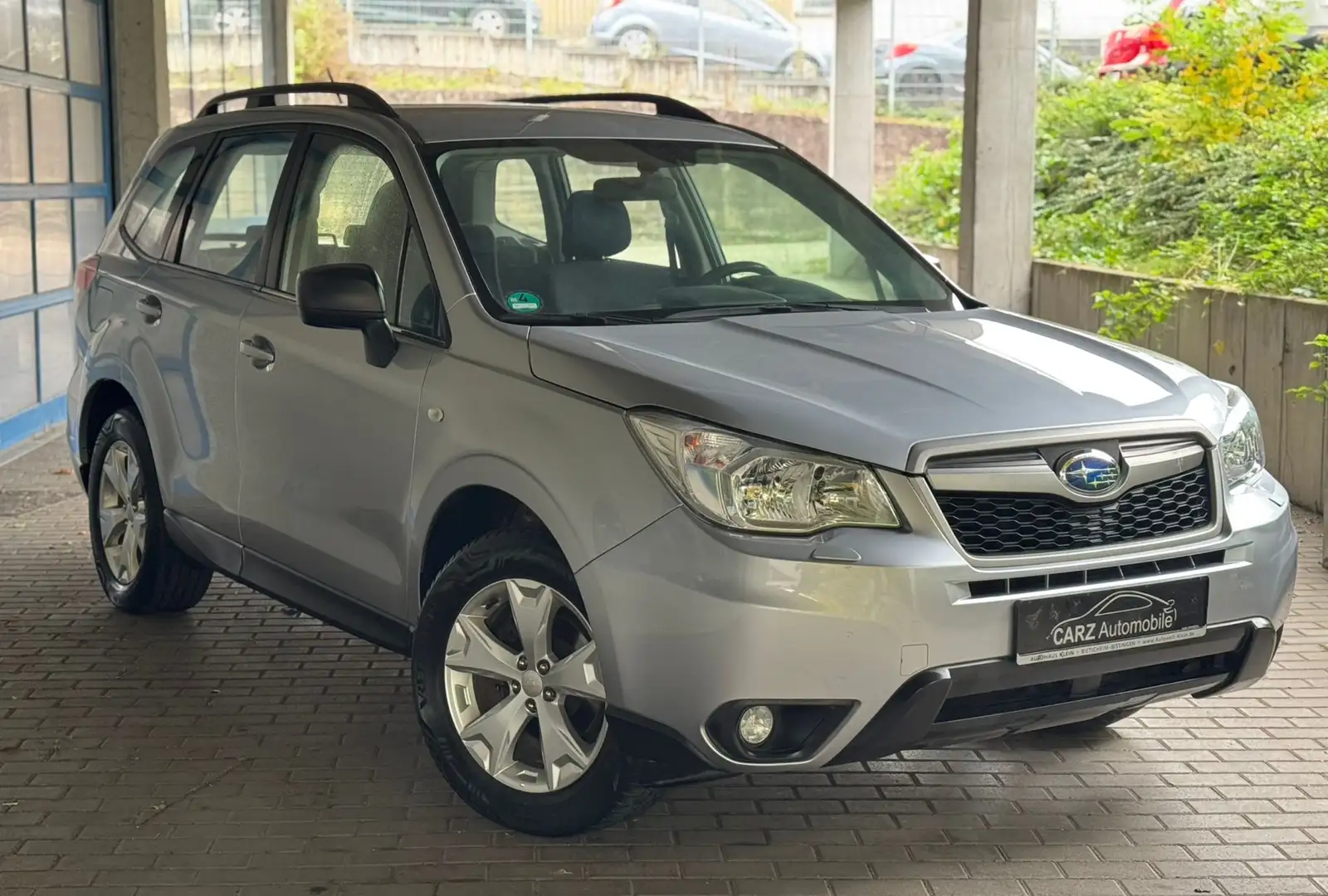 Subaru Forester Active ** 1. Hand ** Tüv Neu ** Grau - 1