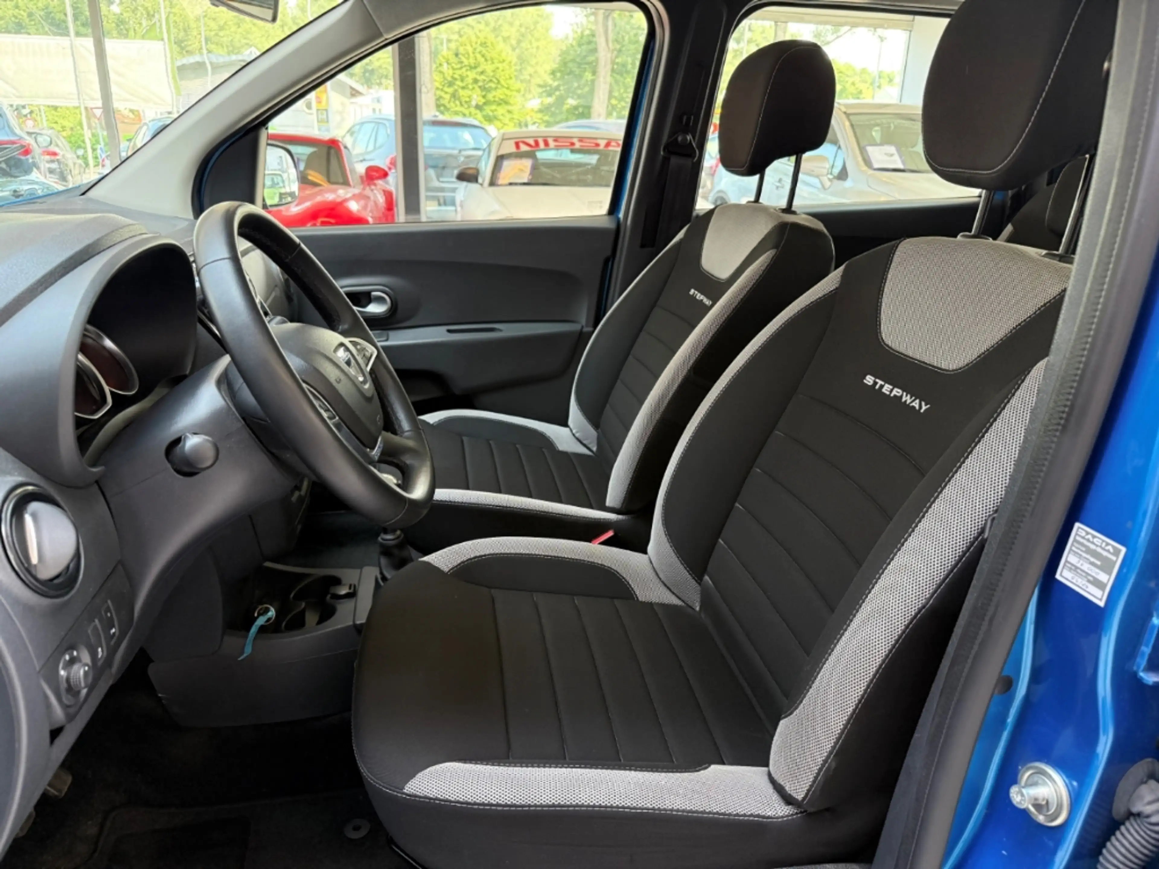 Dacia Lodgy Stepway 1.Hand Scheckheft — photo 12