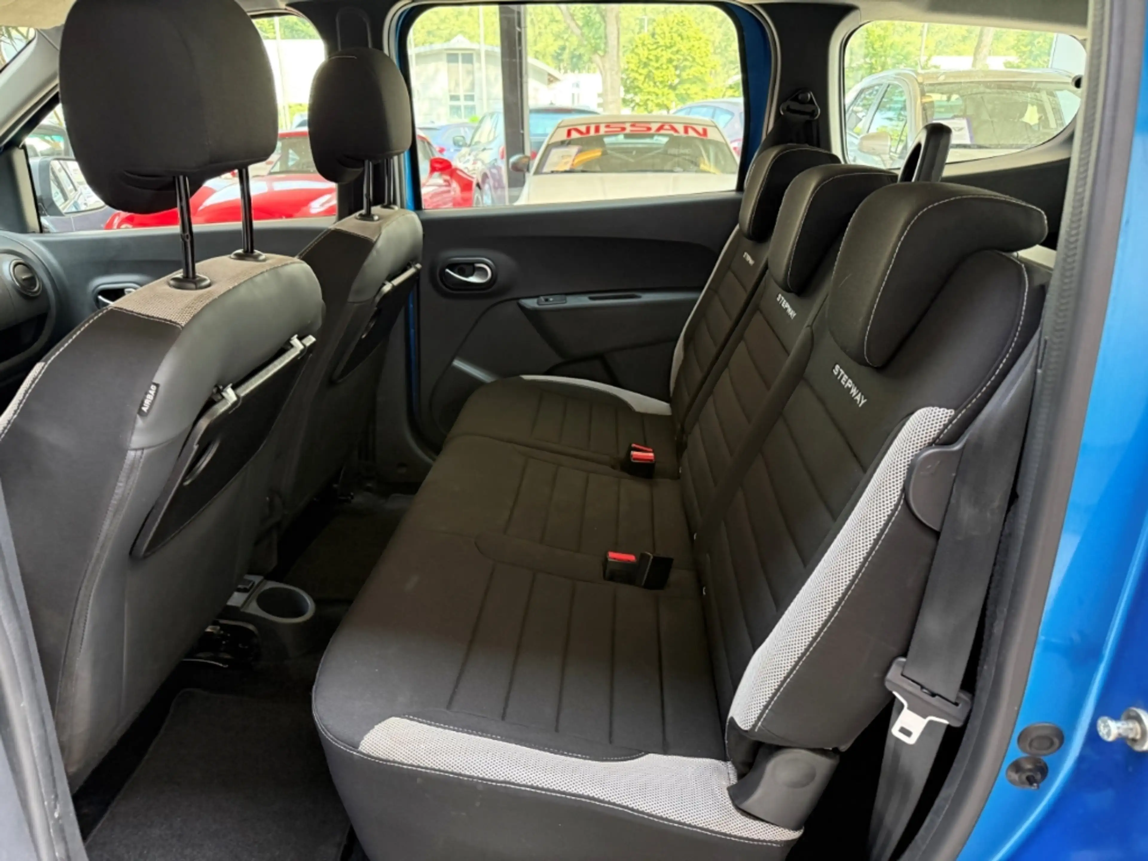 Dacia Lodgy Stepway 1.Hand Scheckheft — photo 14