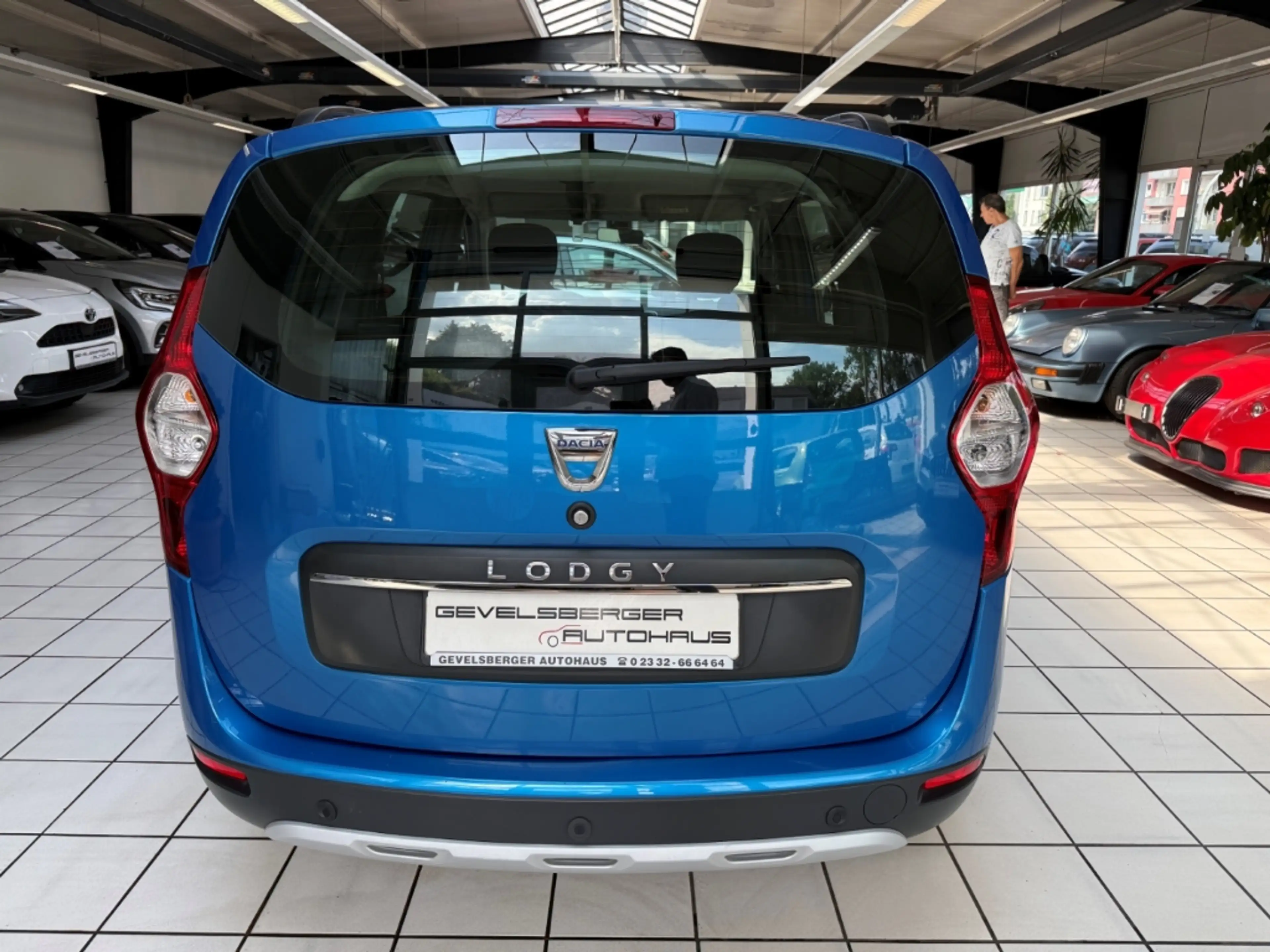 Dacia Lodgy Stepway 1.Hand Scheckheft — photo 7