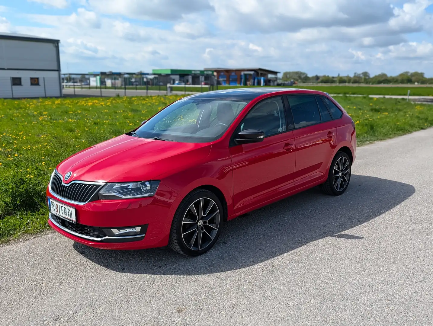 Skoda Rapid/Spaceback Skoda Rapid Spaceback 1,0 TSI Sport Kombi / Family Van Rot - 1