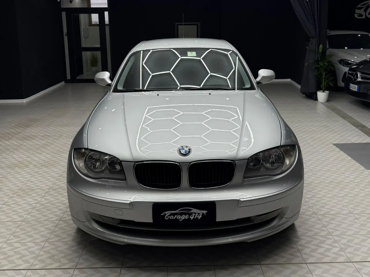 BMW 116 Serie 1 E/81-87 116d 5p 2.0 Attiva 116cv dpf Gri - 2