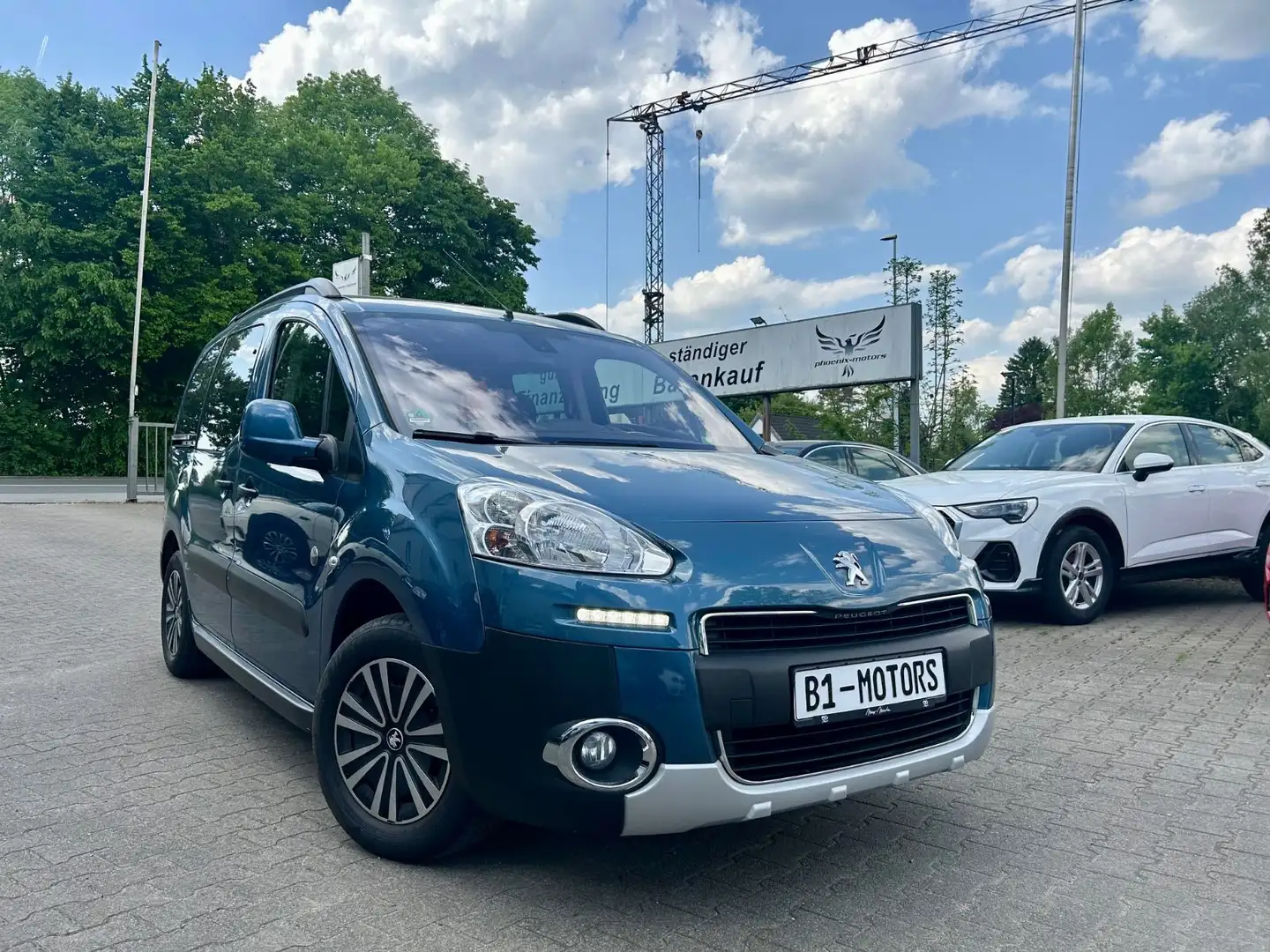 Peugeot Partner Tepee Outdoor 1.6 HDI*Family Pack*1.Hd* Blau - 2
