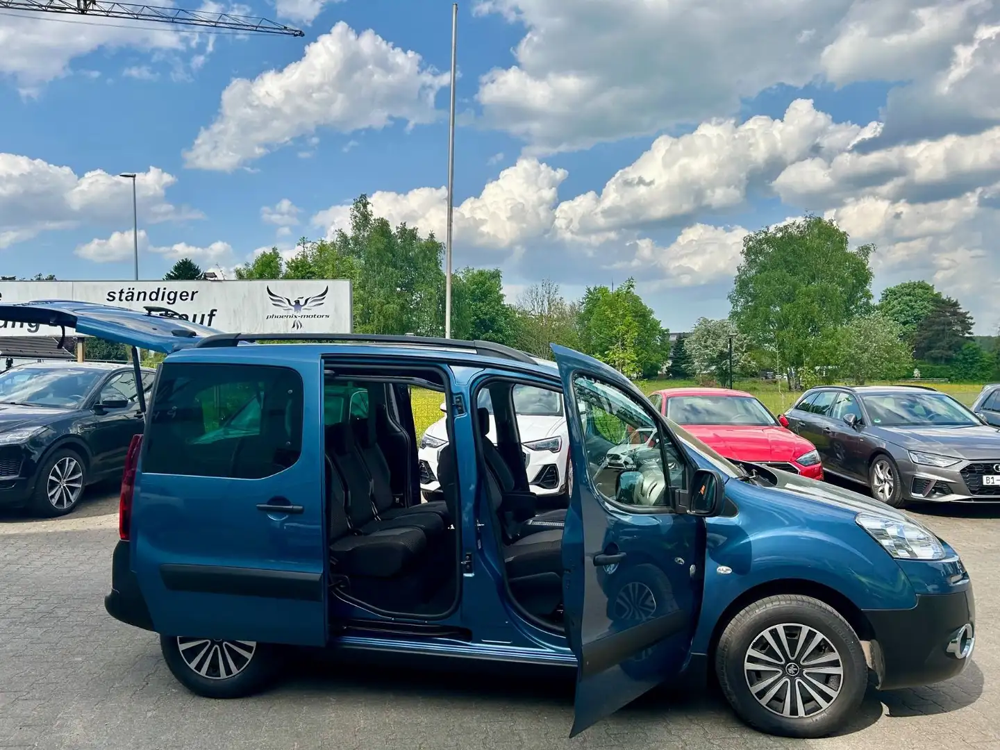 Peugeot Partner Tepee Outdoor 1.6 HDI*Family Pack*1.Hd* Blau - 1