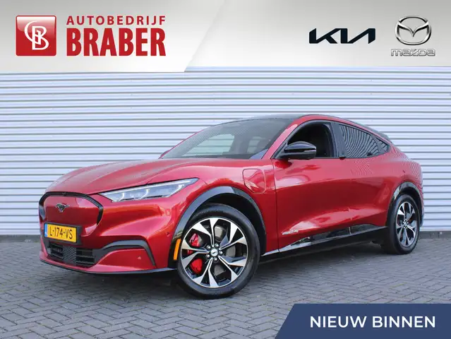 Ford Mustang Mach-E AWD 75 kWh | Stuur-/stoel-/voorruitverwarming | El