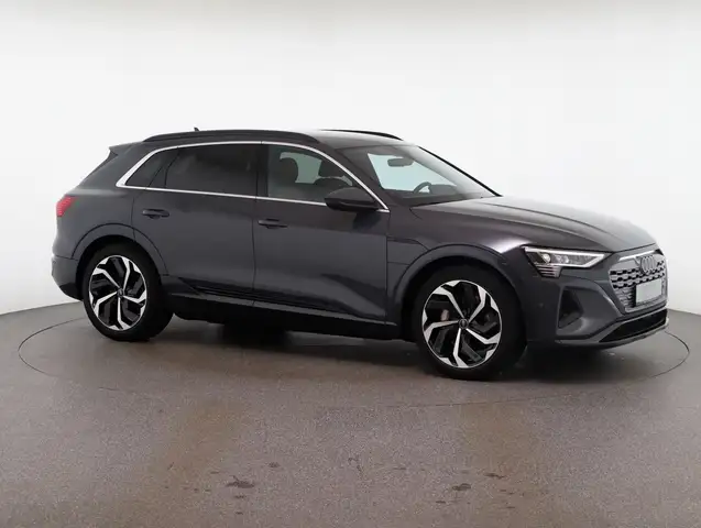 Audi Q8 e-tron 50 quattro advanced business Ansicht 3