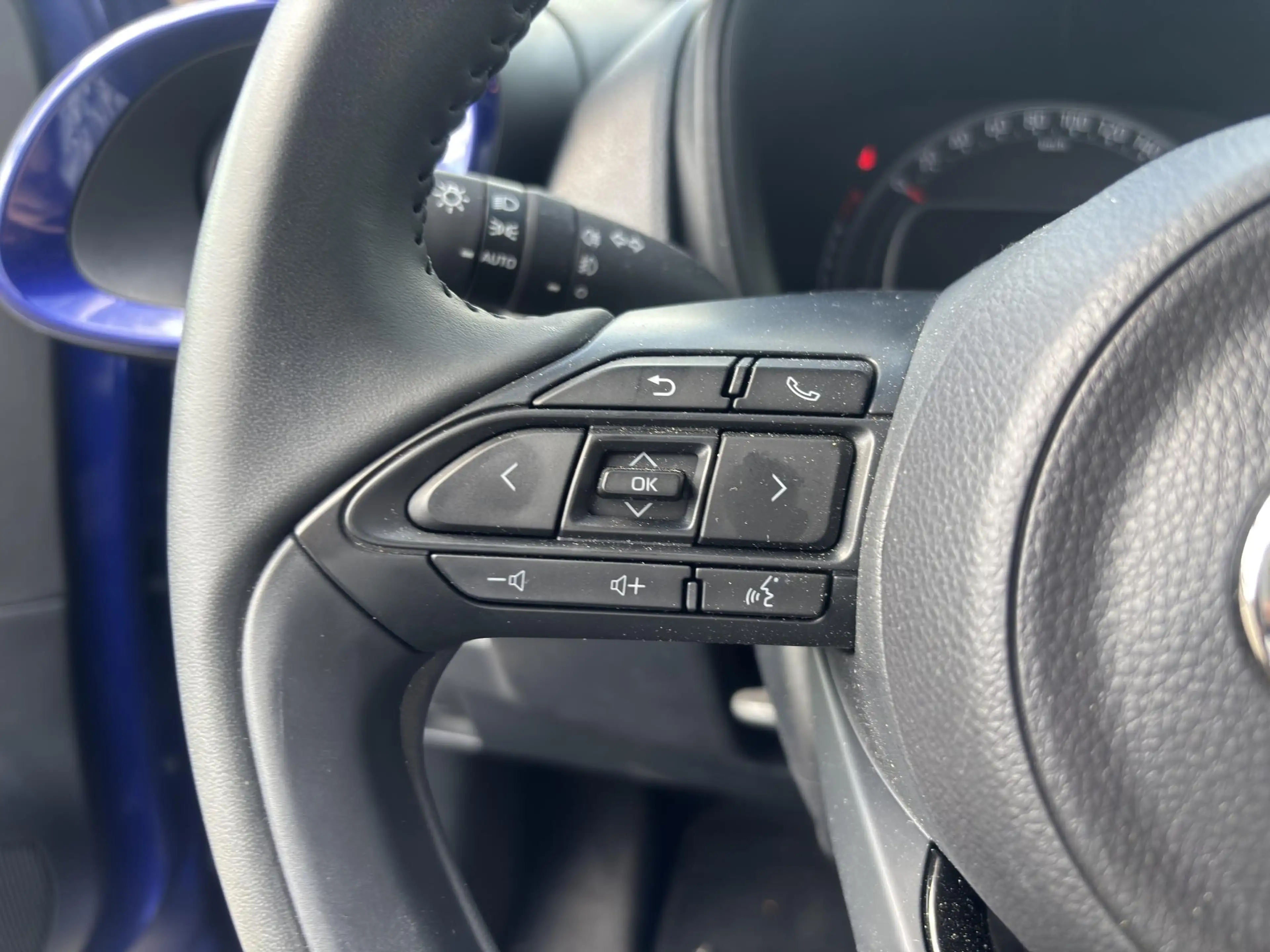 Toyota Aygo X 1.0 VVT-i S-CVT Pulse — photo 8