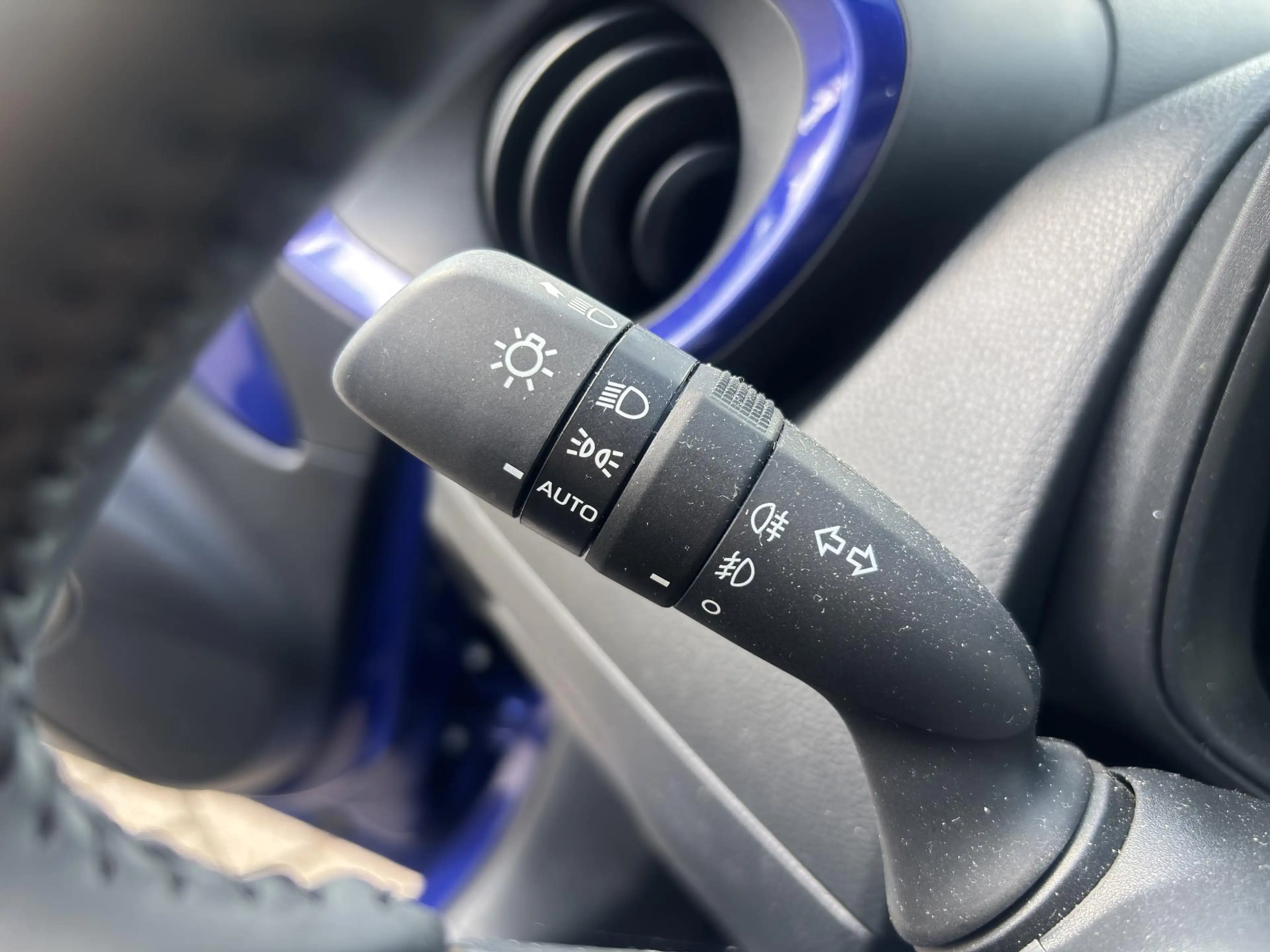 Toyota Aygo X 1.0 VVT-i S-CVT Pulse — photo 10