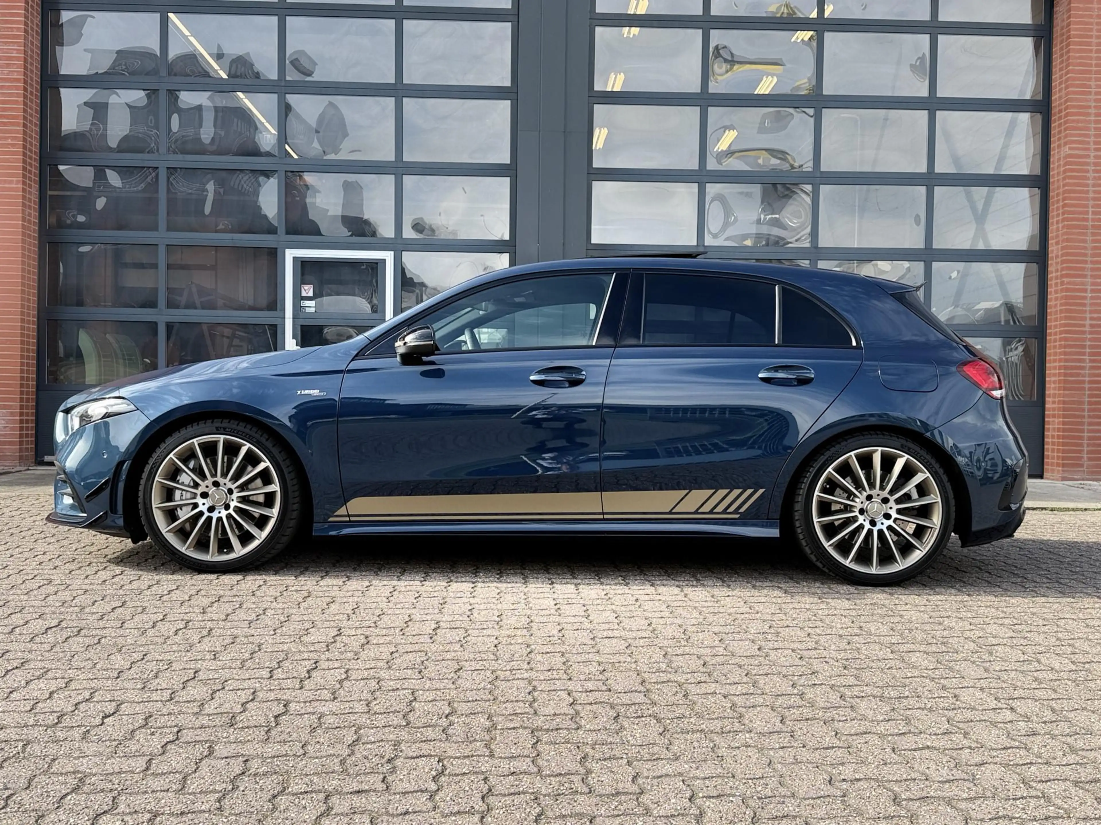 Mercedes-Benz A 35 AMG A 4-Matic Edition 1 | AMG Nightpakket | AMG Perfor — photo 5