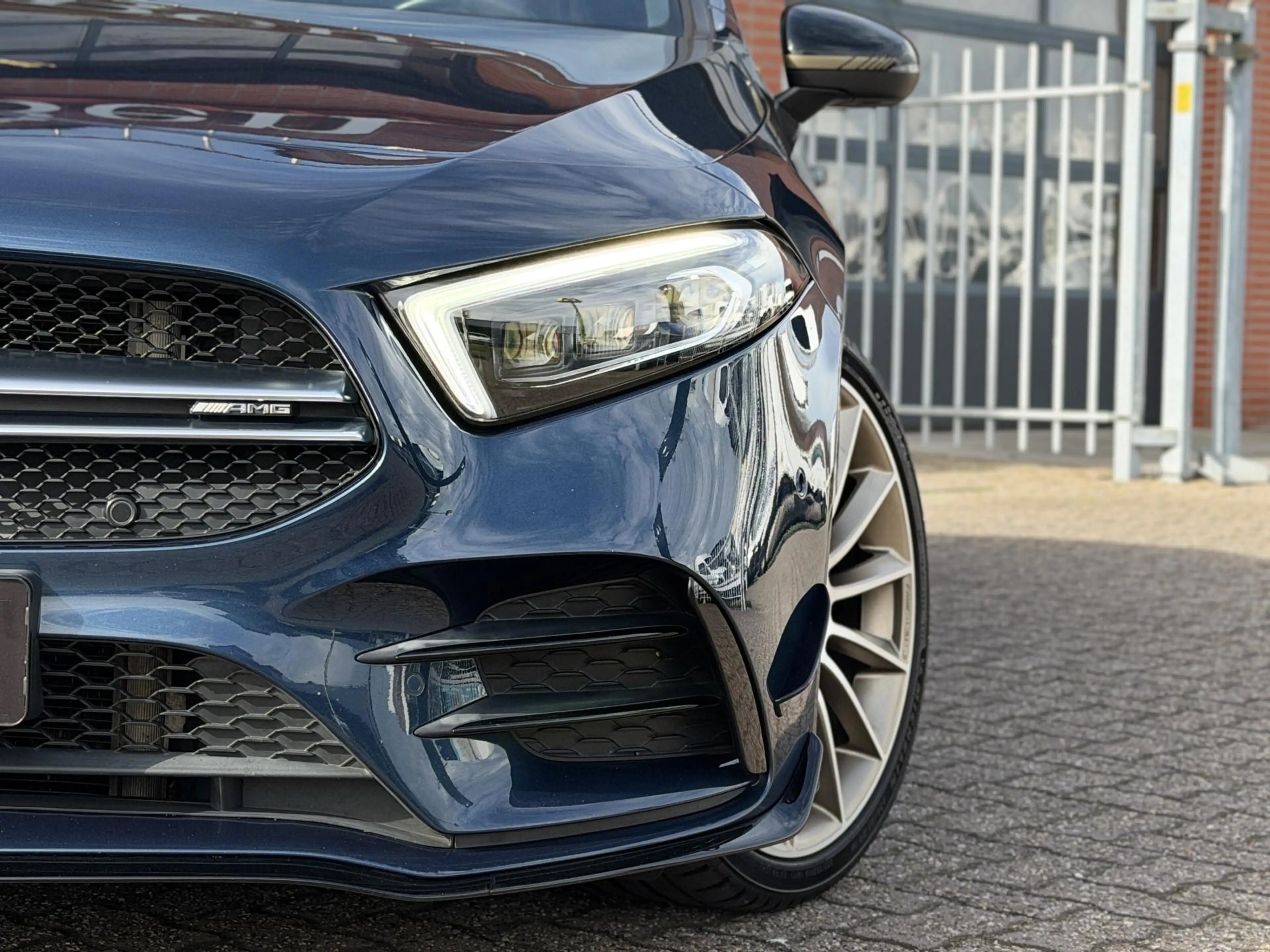 Mercedes-Benz A 35 AMG A 4-Matic Edition 1 | AMG Nightpakket | AMG Perfor — photo 4