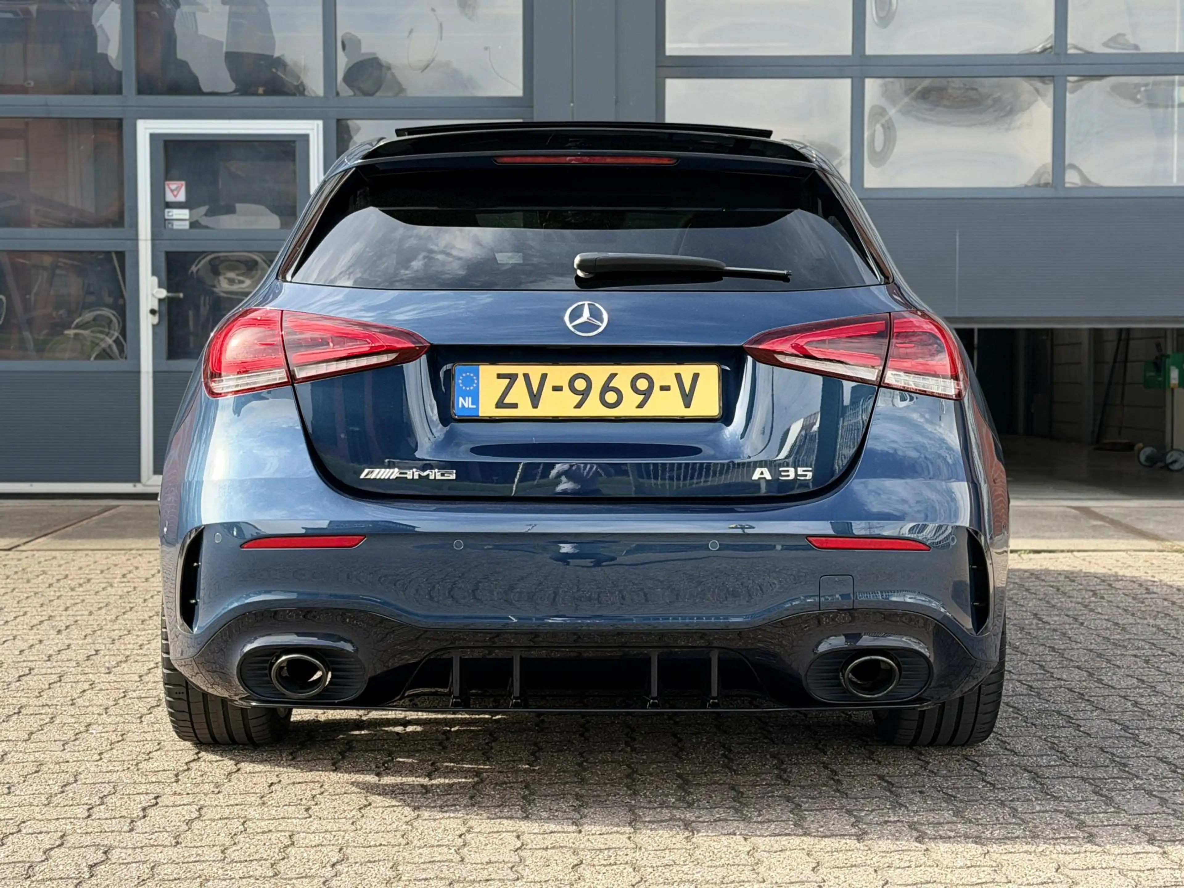 Mercedes-Benz A 35 AMG A 4-Matic Edition 1 | AMG Nightpakket | AMG Perfor — photo 9
