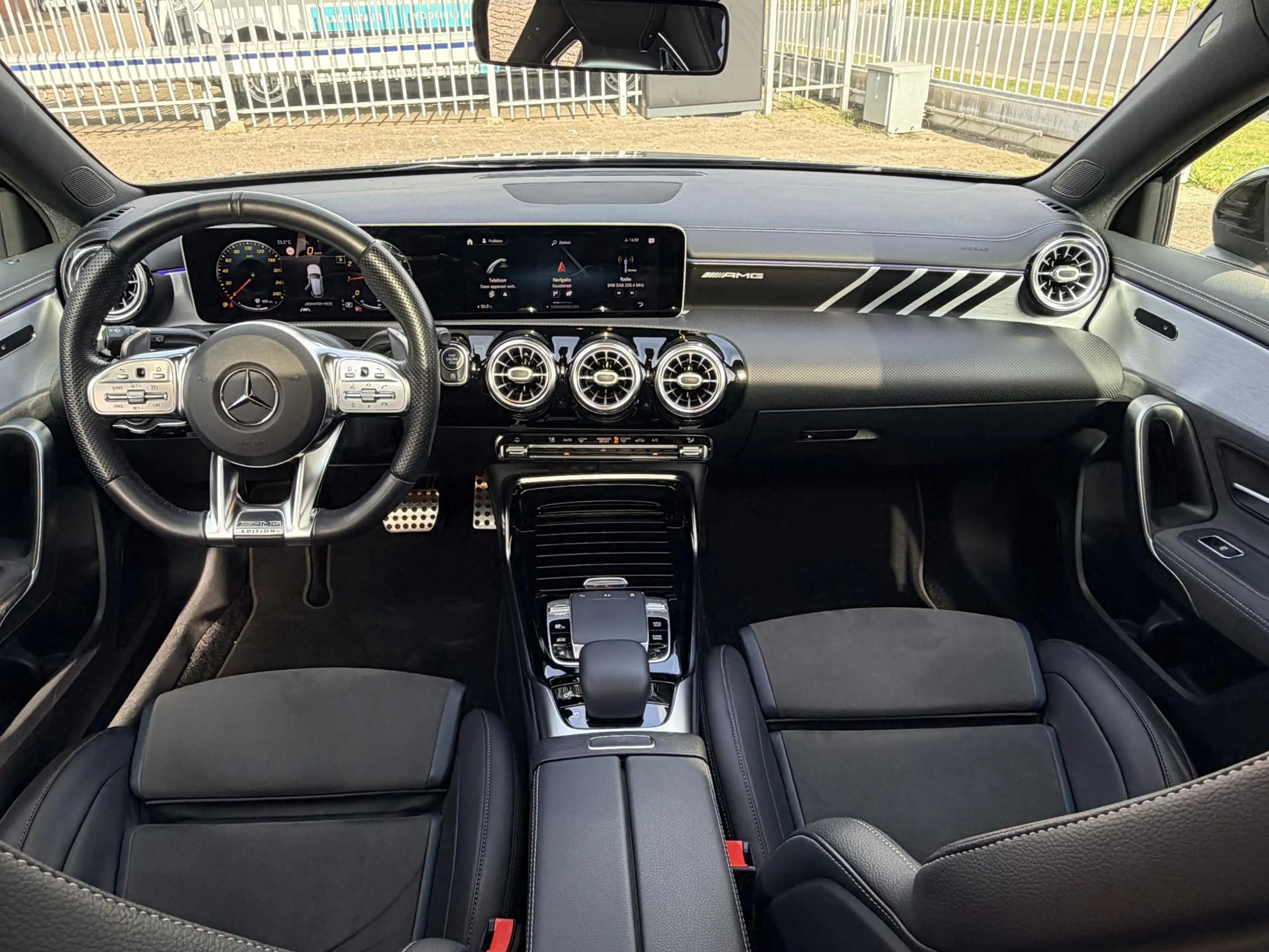 Mercedes-Benz A 35 AMG A 4-Matic Edition 1 | AMG Nightpakket | AMG Perfor — photo 15